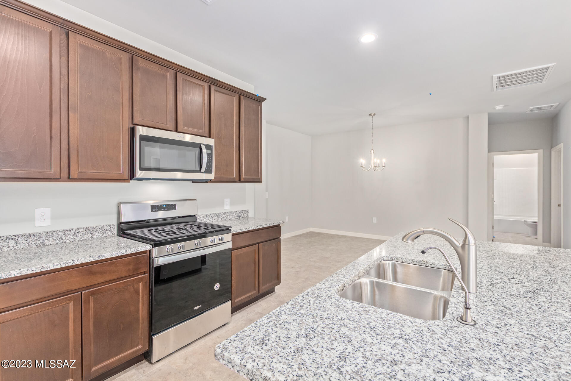 Saguaro Bloom 7A - Residential