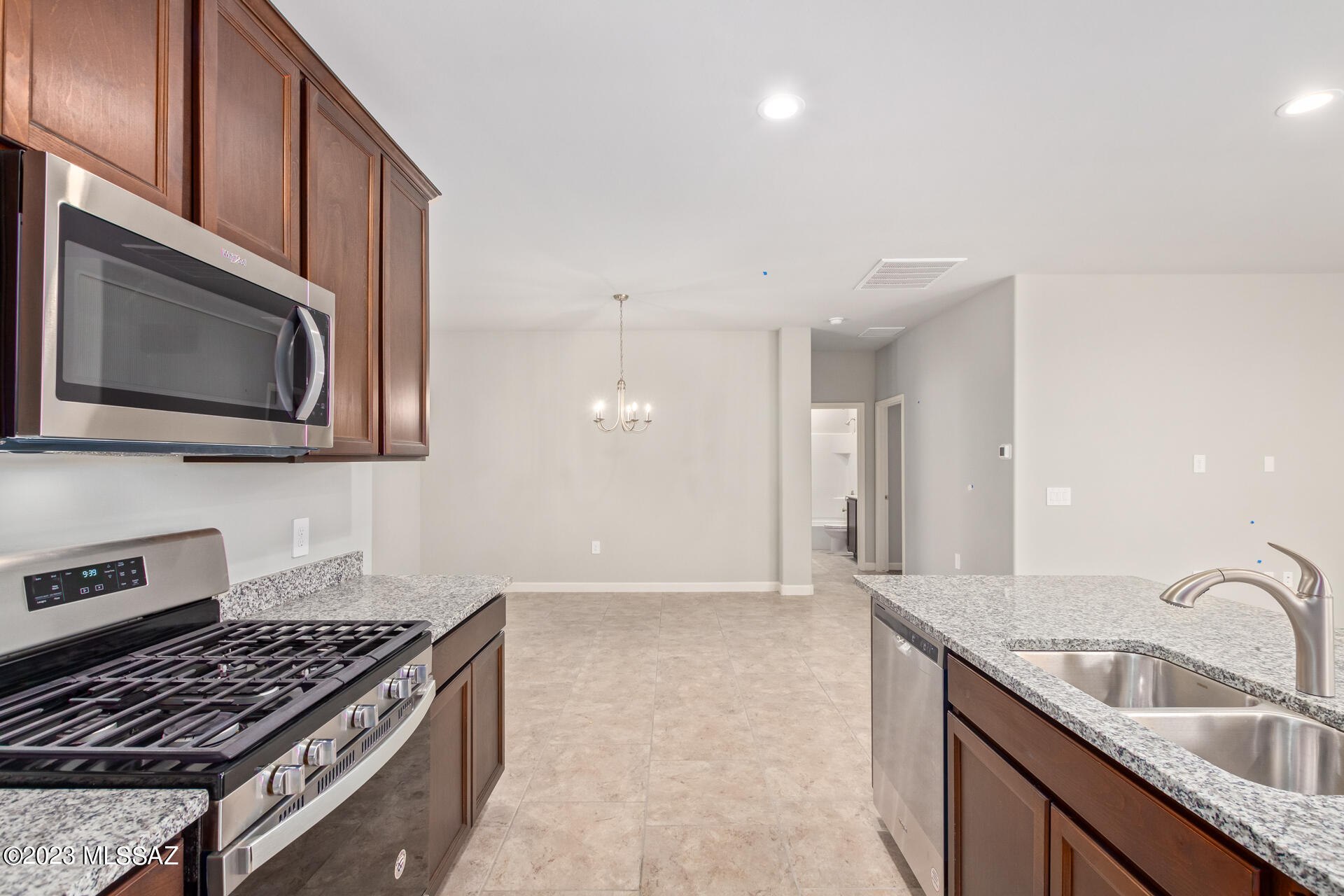 Saguaro Bloom 7A - Residential