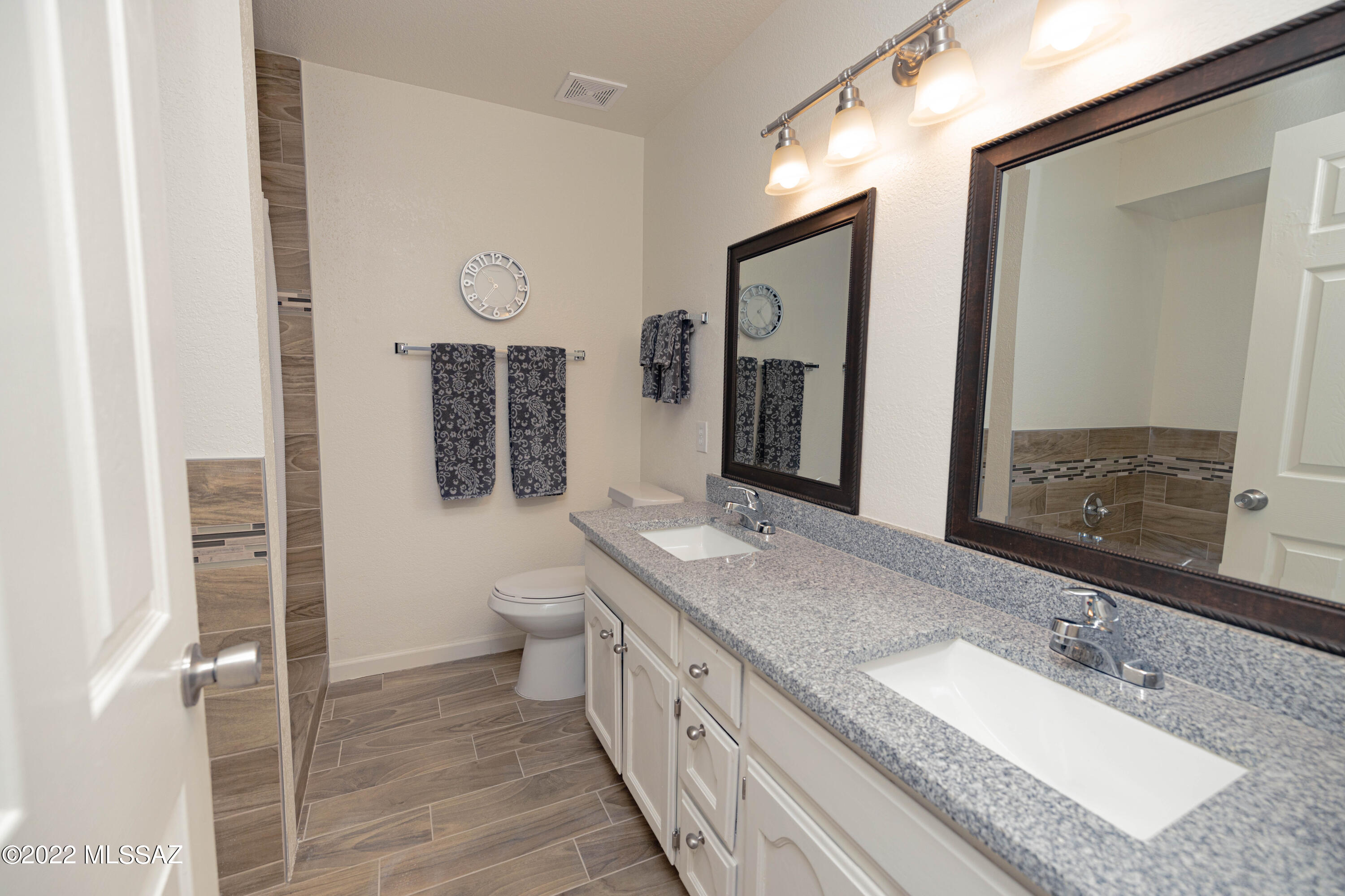 Linda Vista Terrace(1-102) - Residential