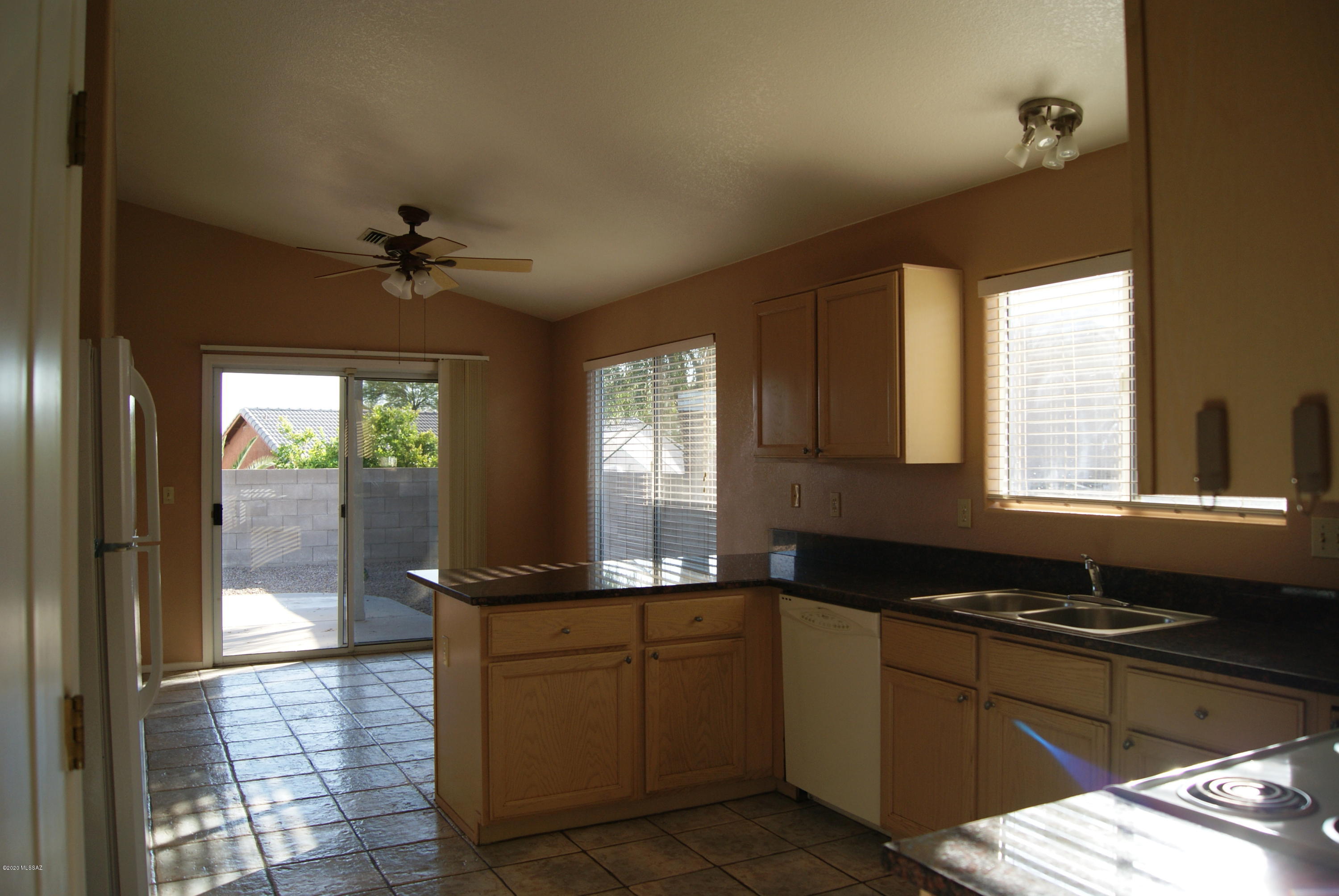 Elliott Homes At Rita Ranch (1-521) - Residential Lease