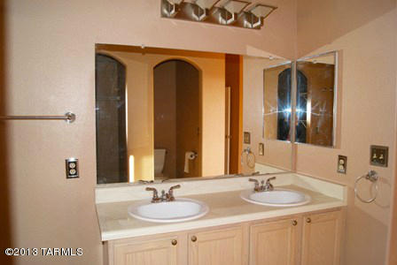 Elliott Homes At Rita Ranch (1-521) - Residential Lease