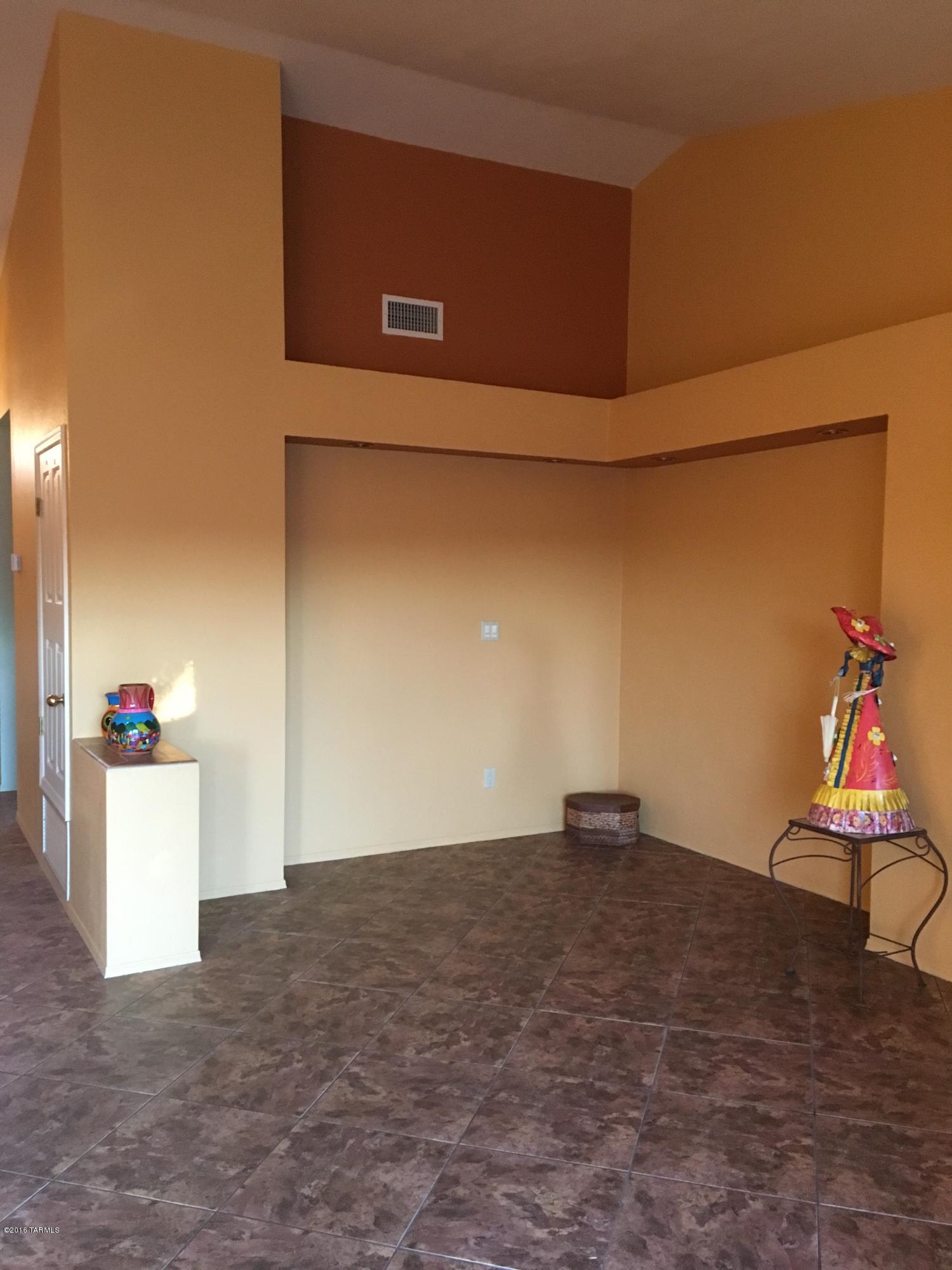 Tucson National Townhomes West II (1-81) - Residential