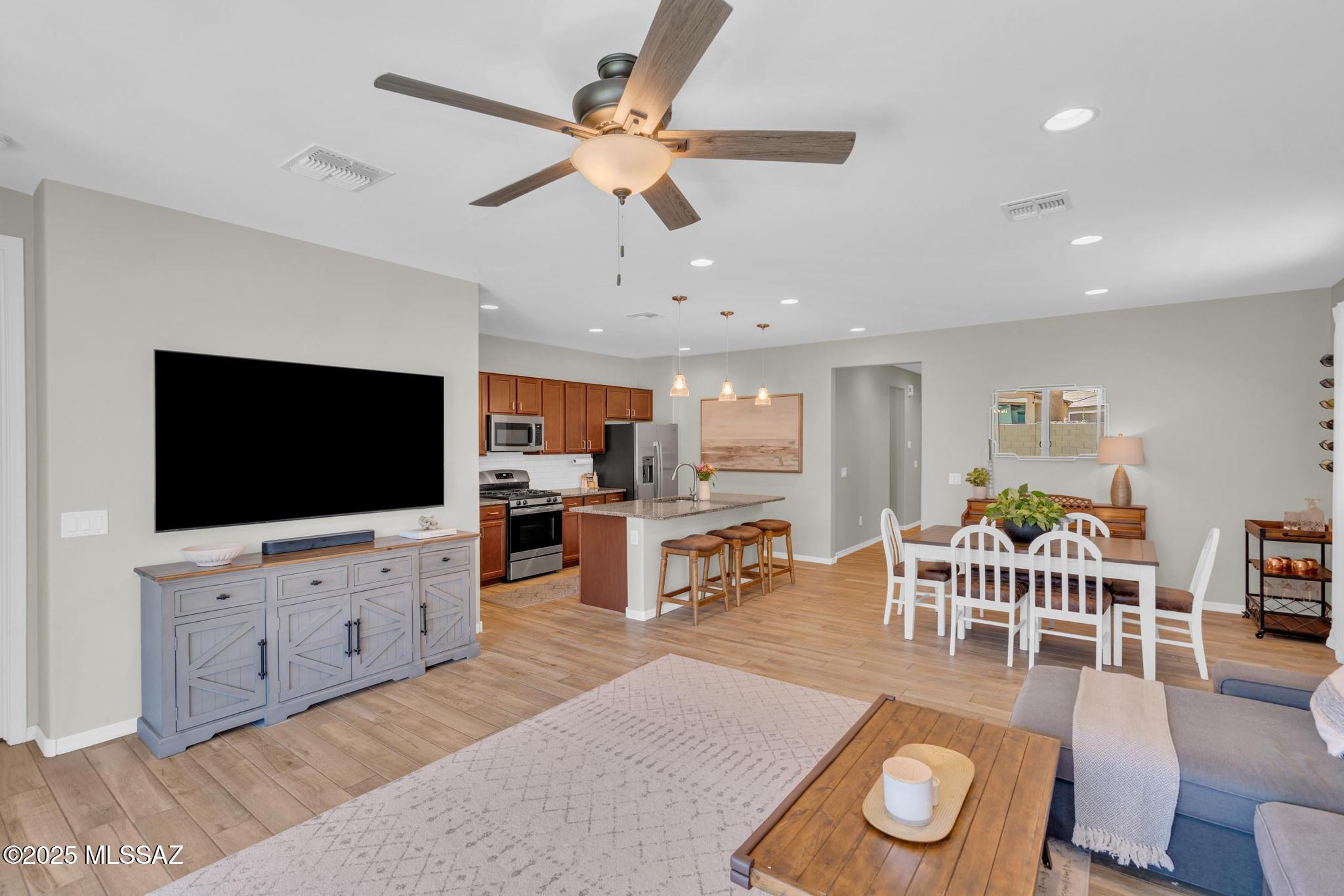 La Estancia De Tucson (1-330) - Residential