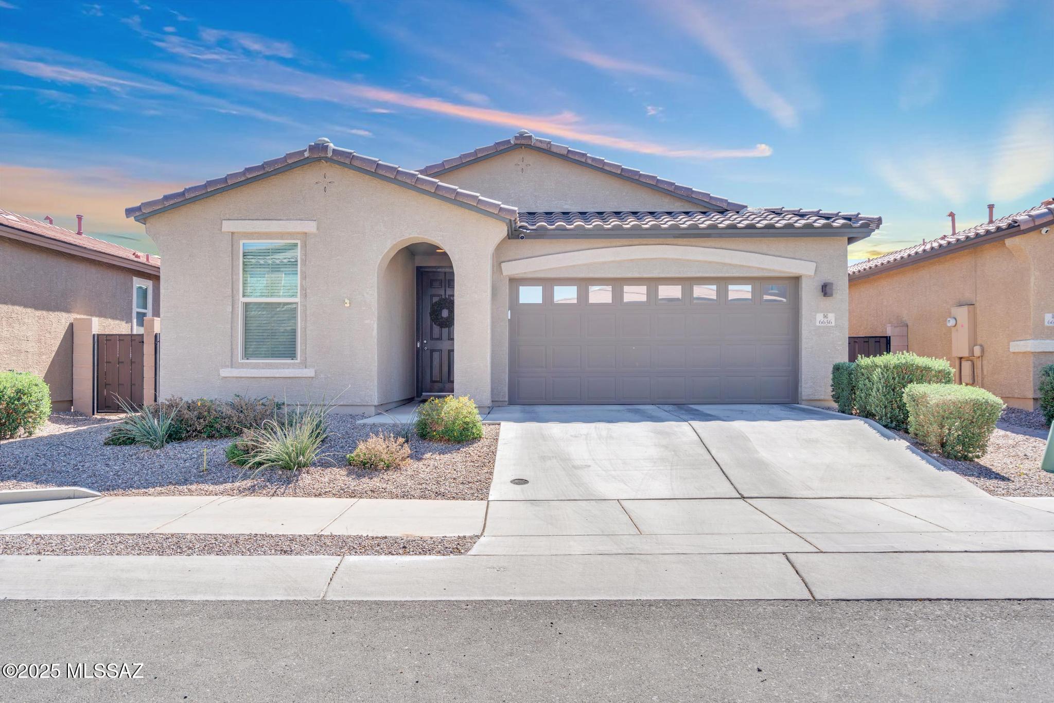 La Estancia De Tucson (1-330) - Residential