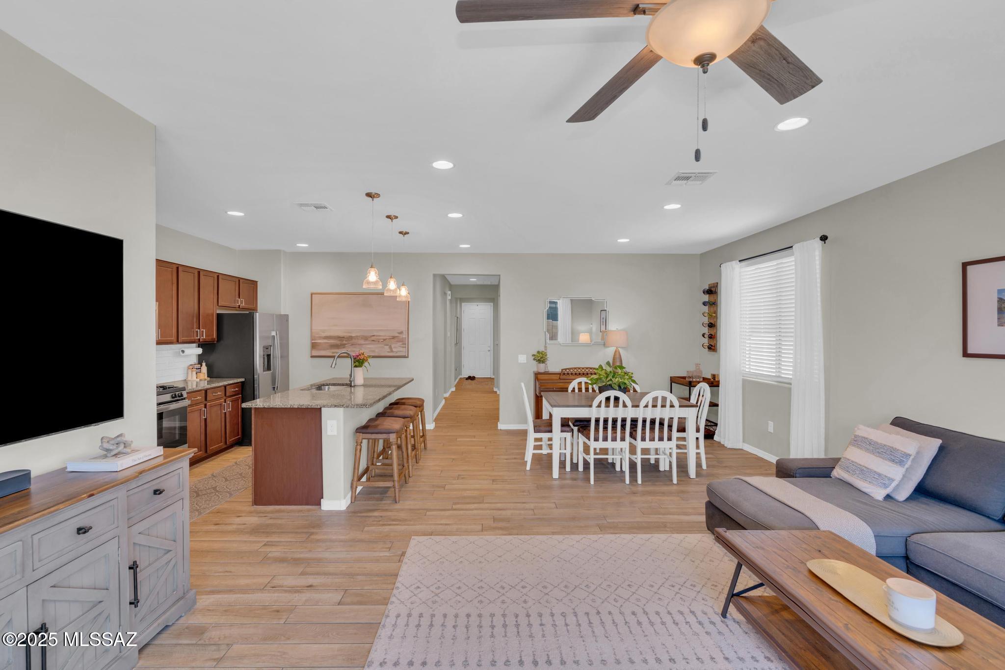 La Estancia De Tucson (1-330) - Residential