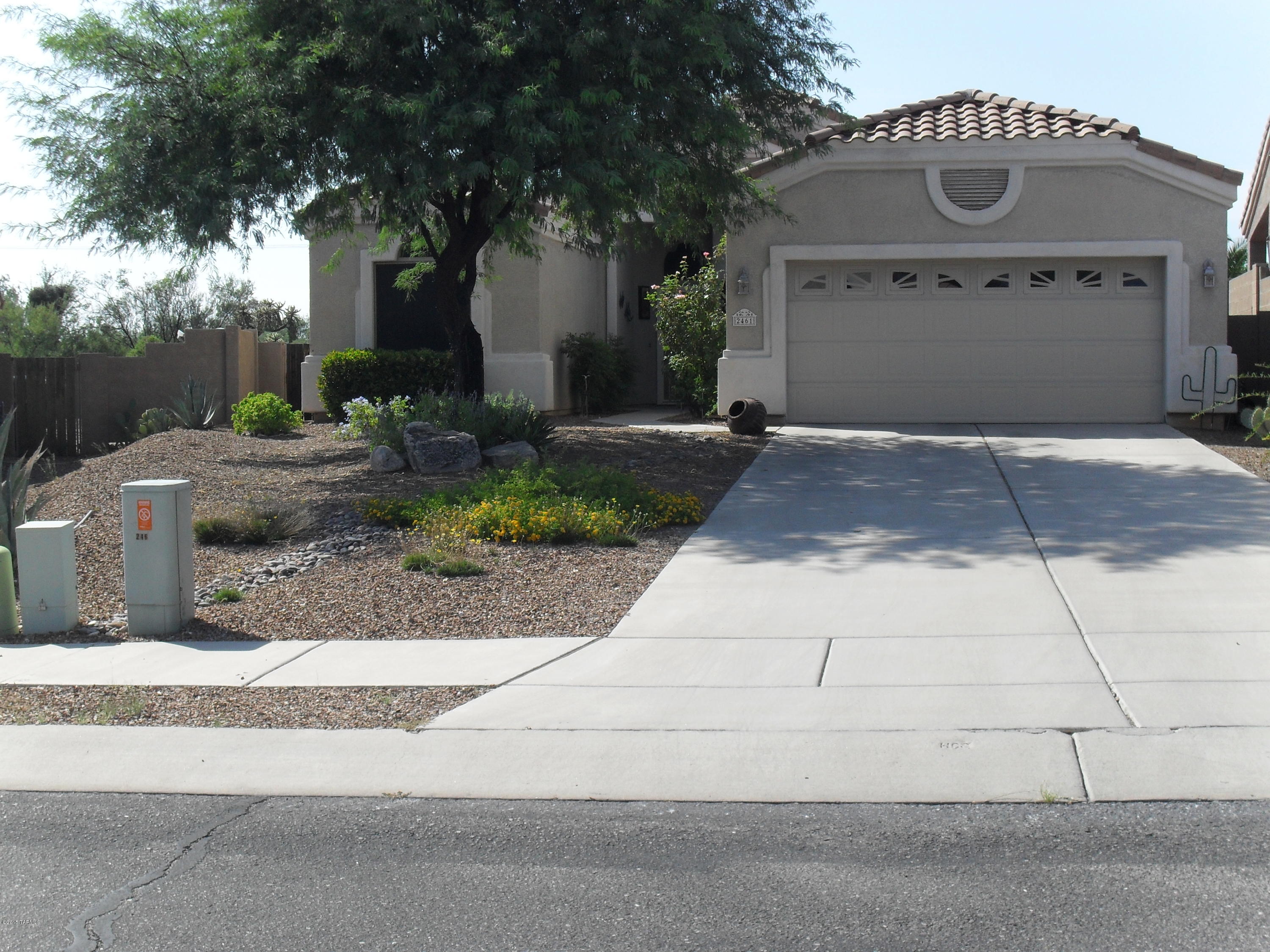 Beautiful, well maintained home for rent in the Northeast gated community of The Lakes at Castle Rock. 2020 sq ft. 3 bedrooms, 2 full baths, large kitchen, separate dining area, living room with fireplace + den, master bed/bath suite with large separate deck tub and large walk-in closet, separate laundry room with W/D, spacious 2-car garage with additional 4-car driveway, professionally landscaped front and back yard with extended covered brick patio and built-in bbq center. Community fitness and recreation center, 2-pools, 2-spas, sauna and access to basketball/tennis courts. Sabino/Tanque Verde schools. This home is offered as NON-SMOKING. Pets subject to owner approval.