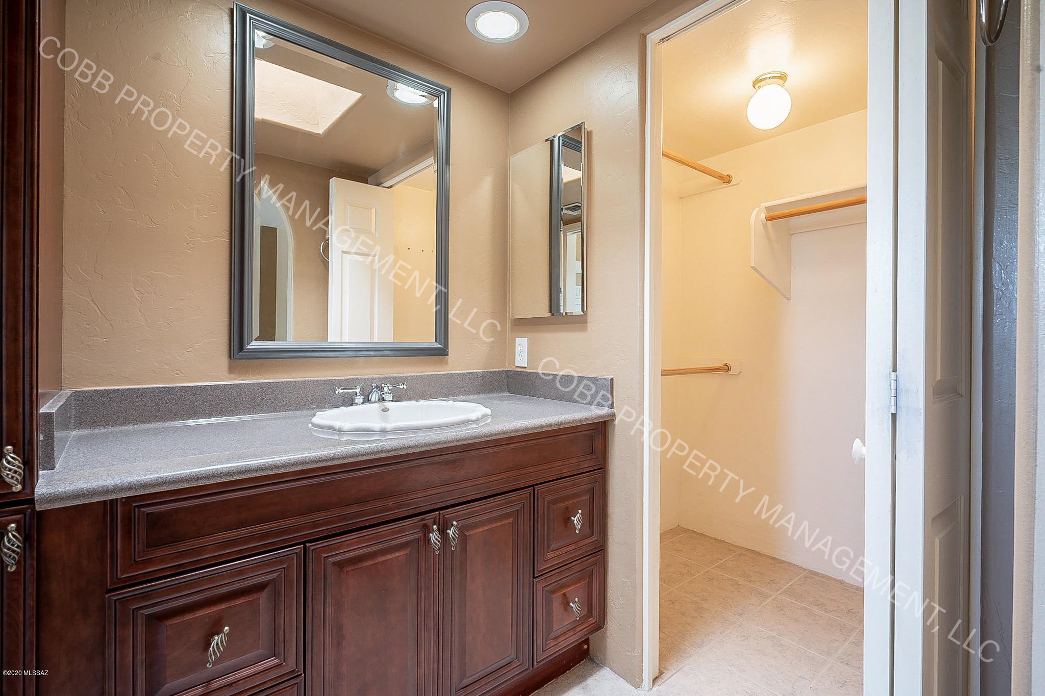 Maravilla(1-42) - Residential Lease