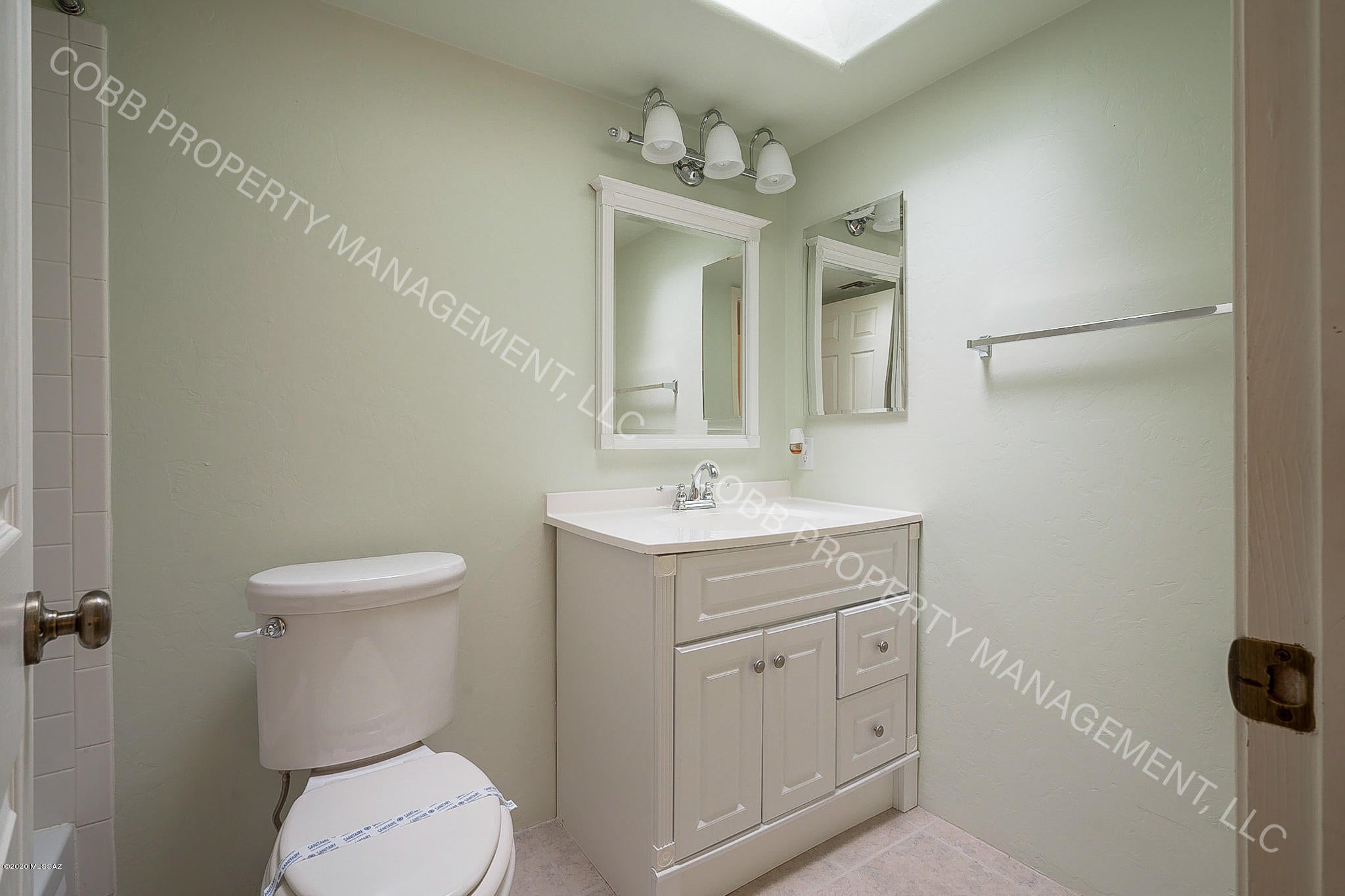 Maravilla(1-42) - Residential Lease