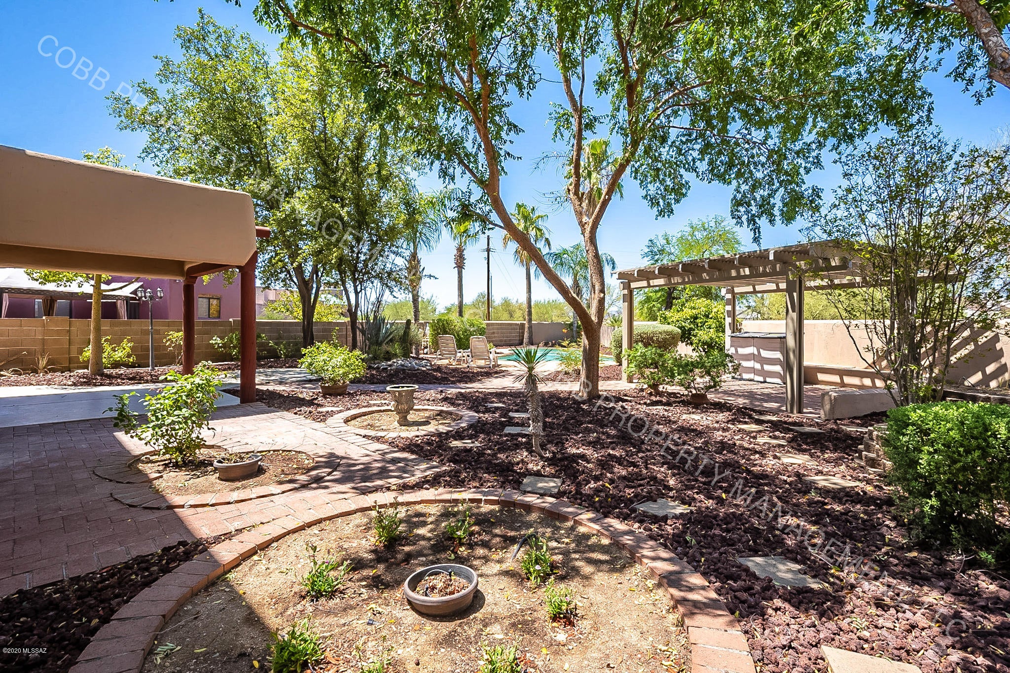Maravilla(1-42) - Residential Lease