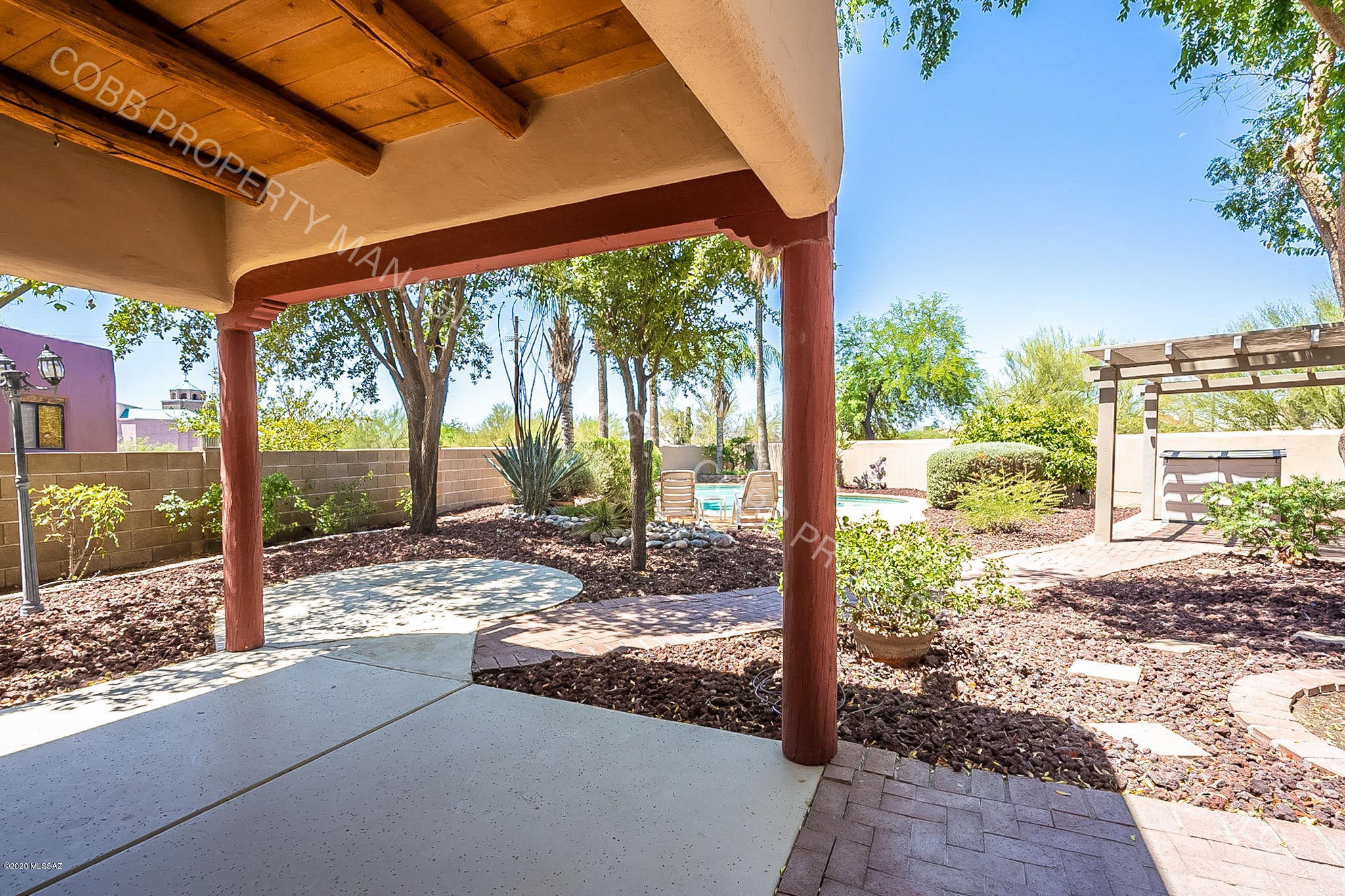 Maravilla(1-42) - Residential Lease