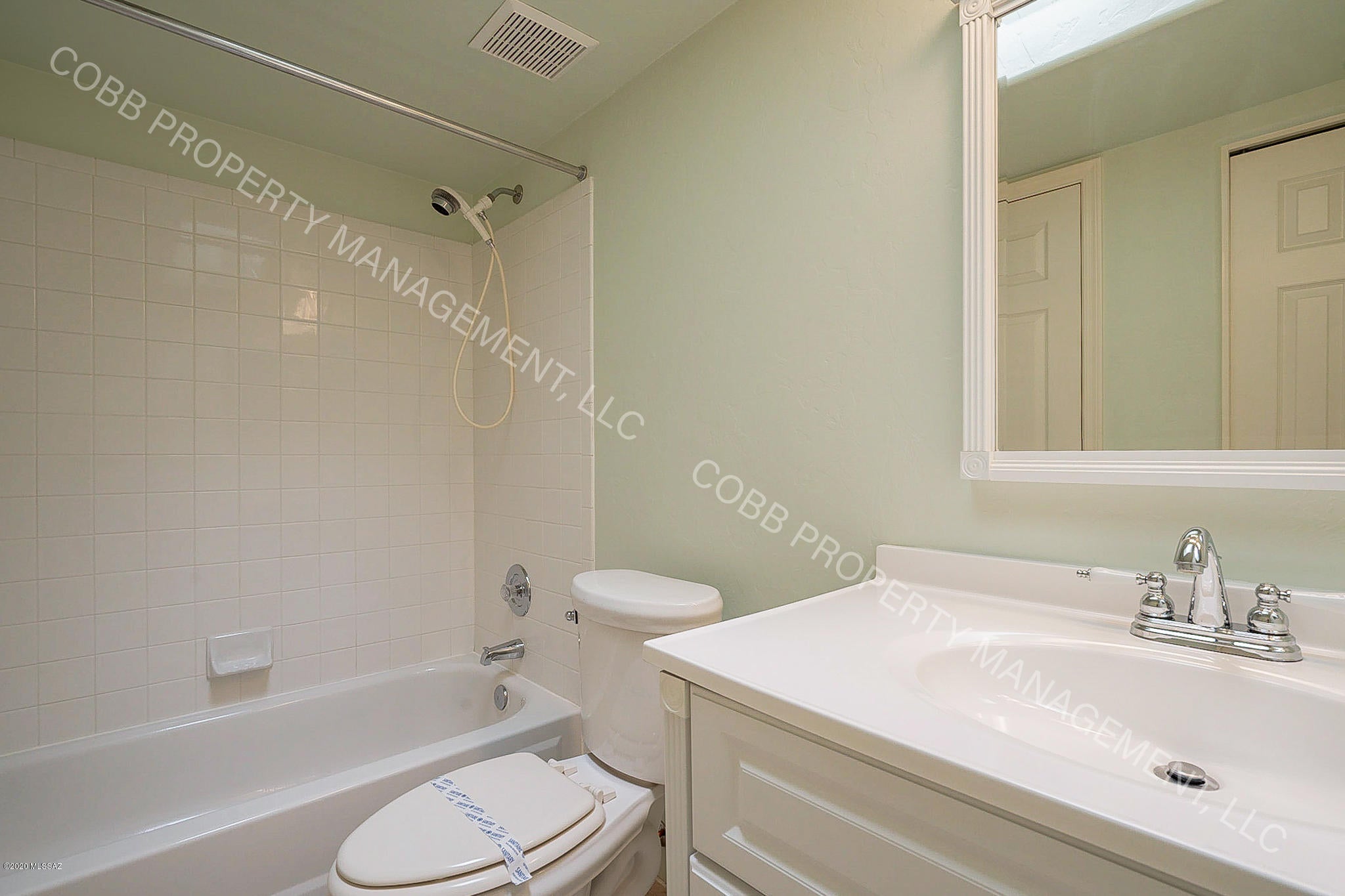Maravilla(1-42) - Residential Lease