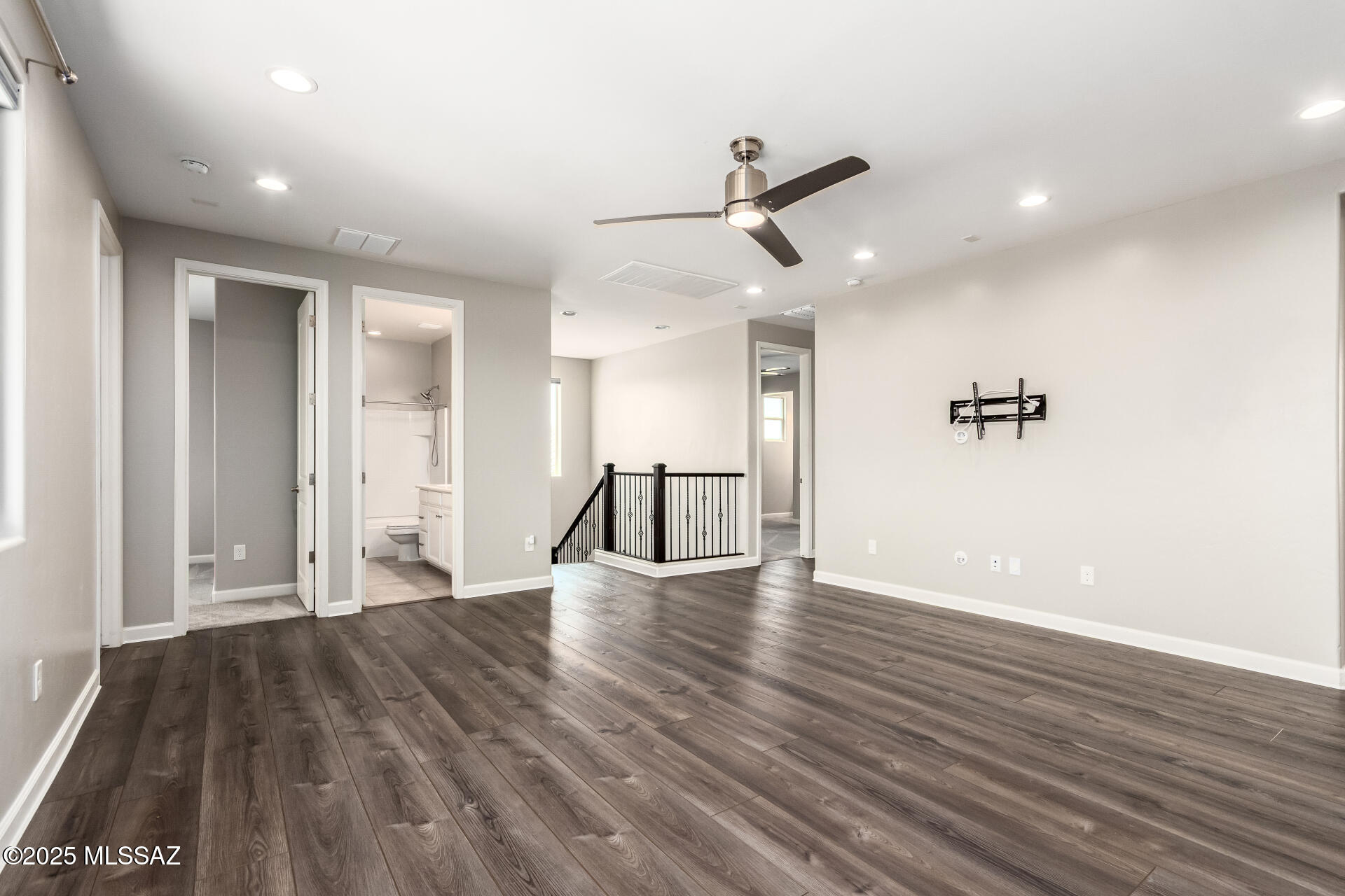 The Estates At Capella - Residential