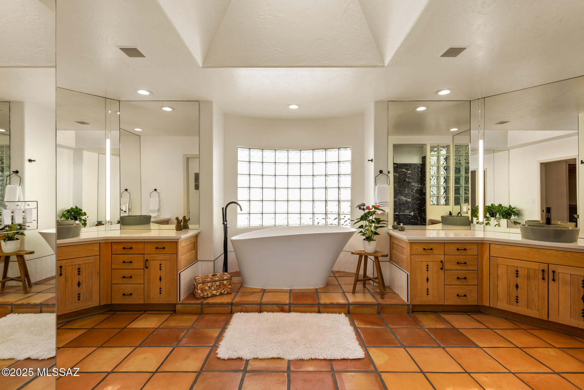 Sunset Hills Estates (2-18) - Residential
