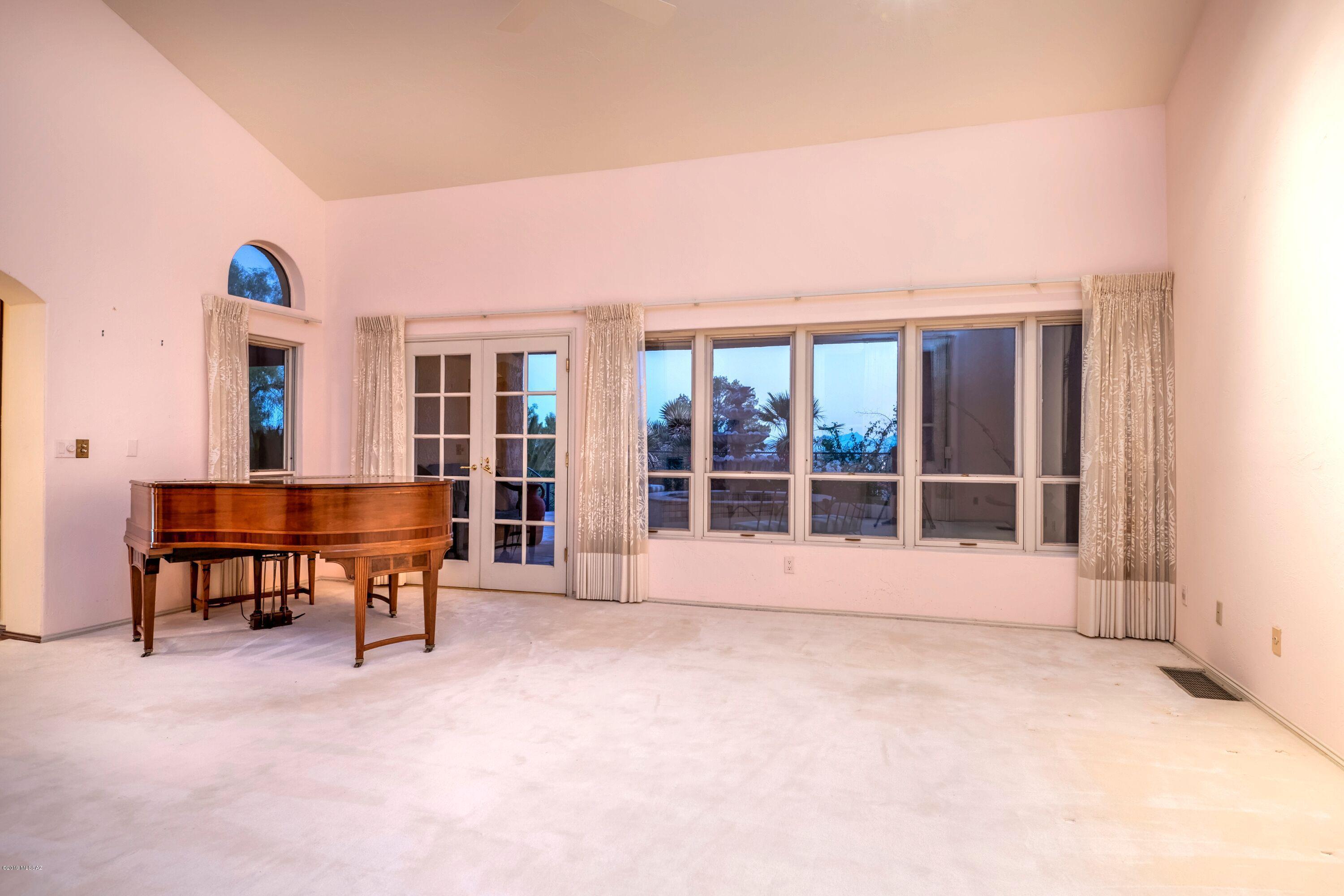 Skyline Country Club Estates (270-318) - Residential