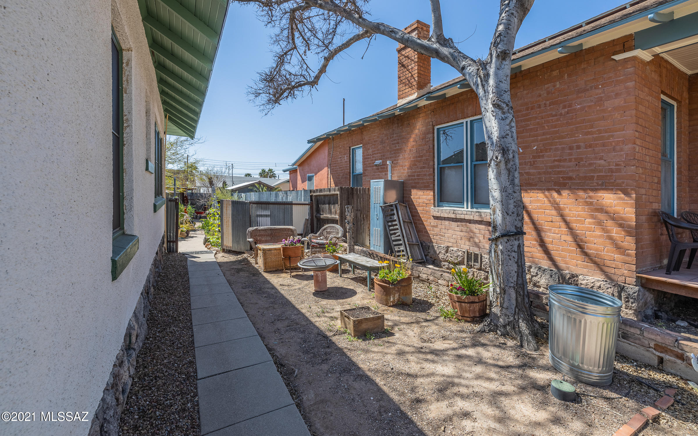 West University Court (1-7) - Residential Income