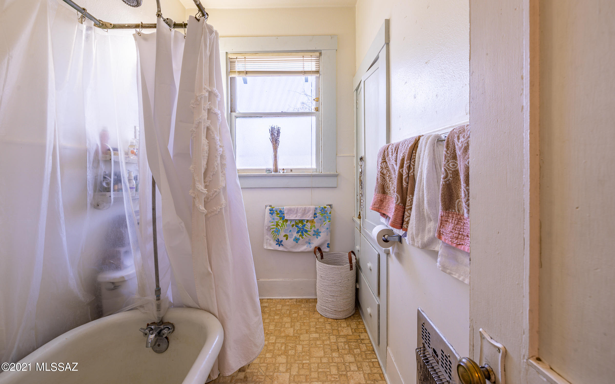 West University Court (1-7) - Residential Income