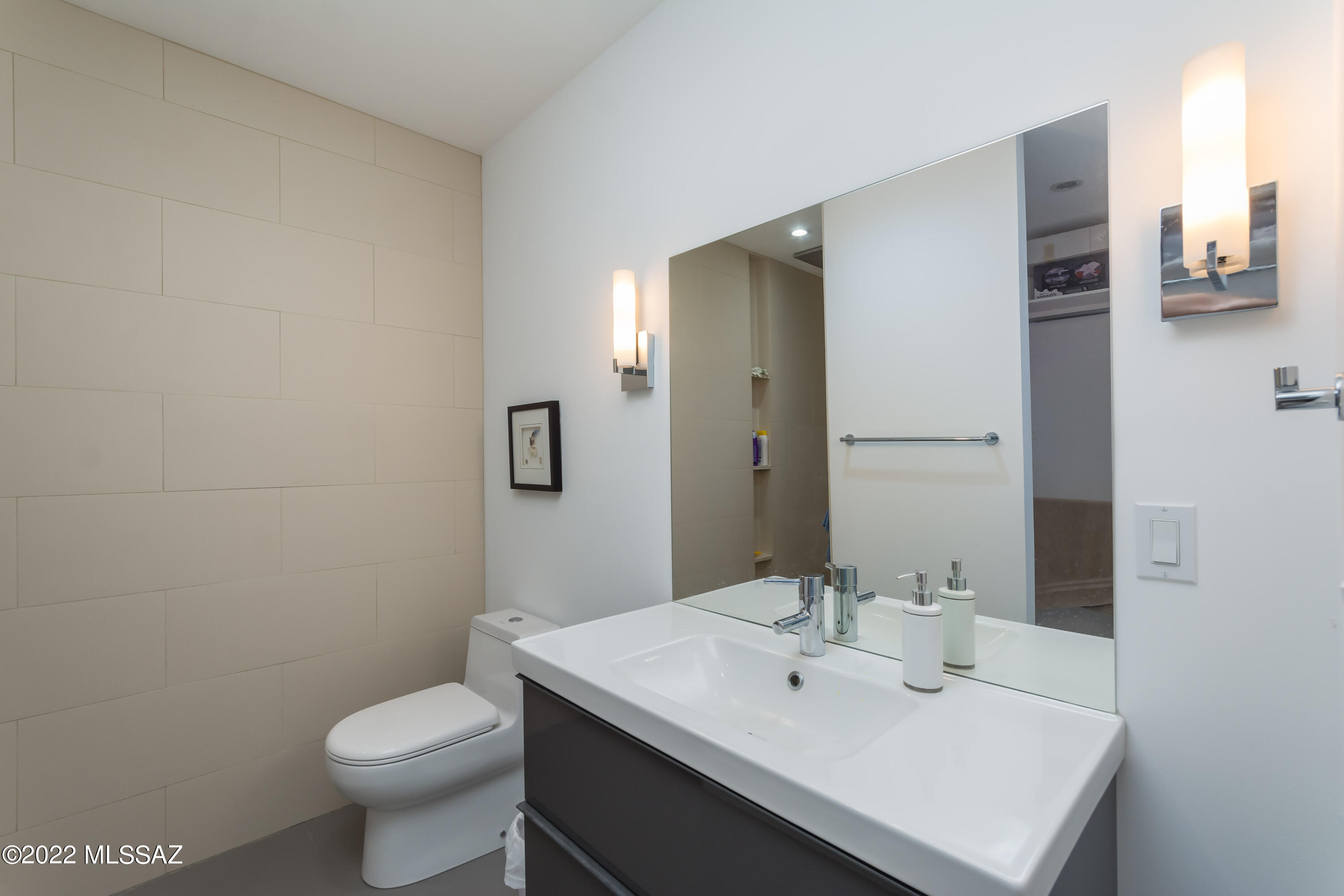 Canada Hills Est Phase ll (42-130) - Residential