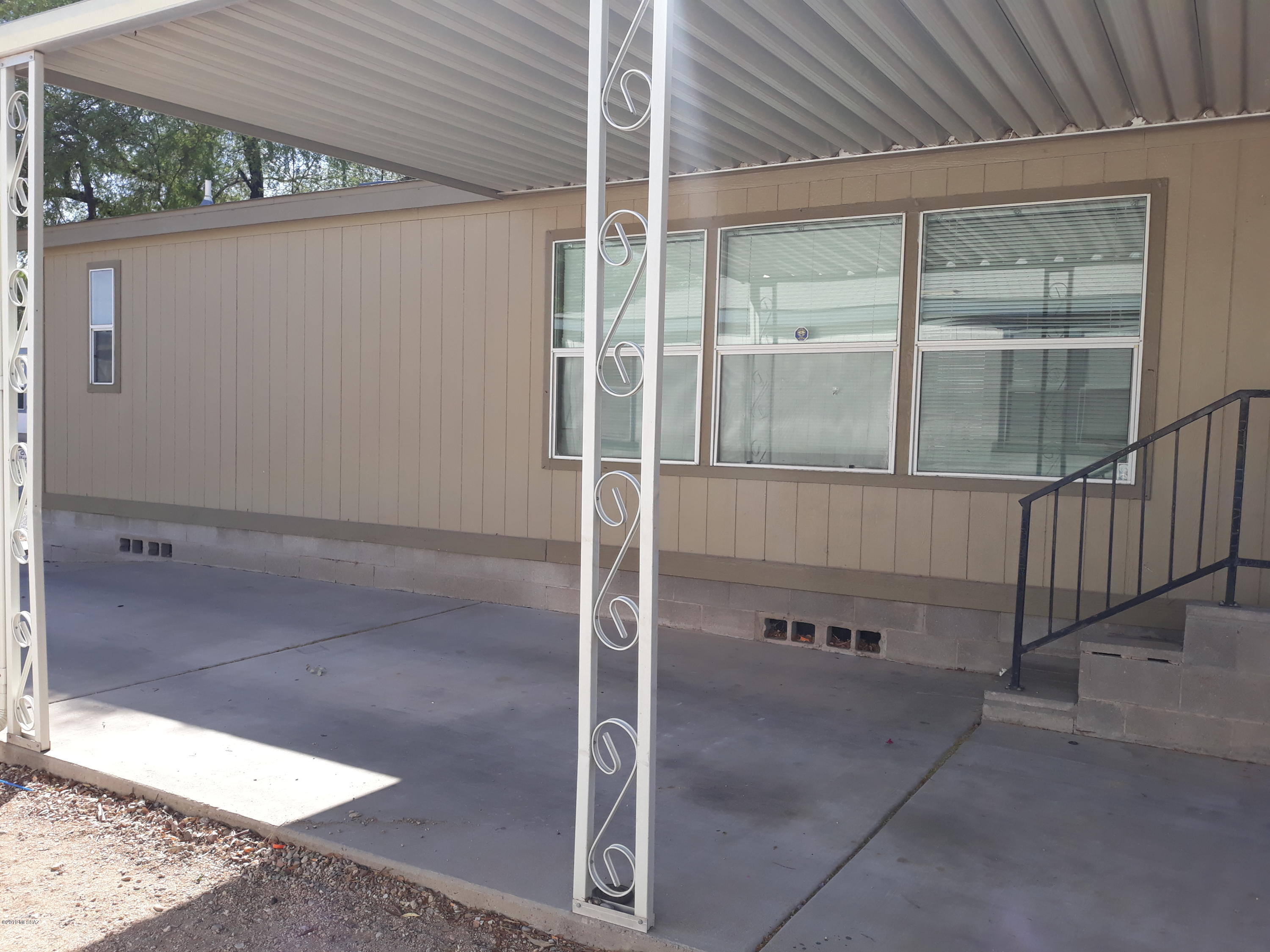Country Club Terrace (1-108) - Residential