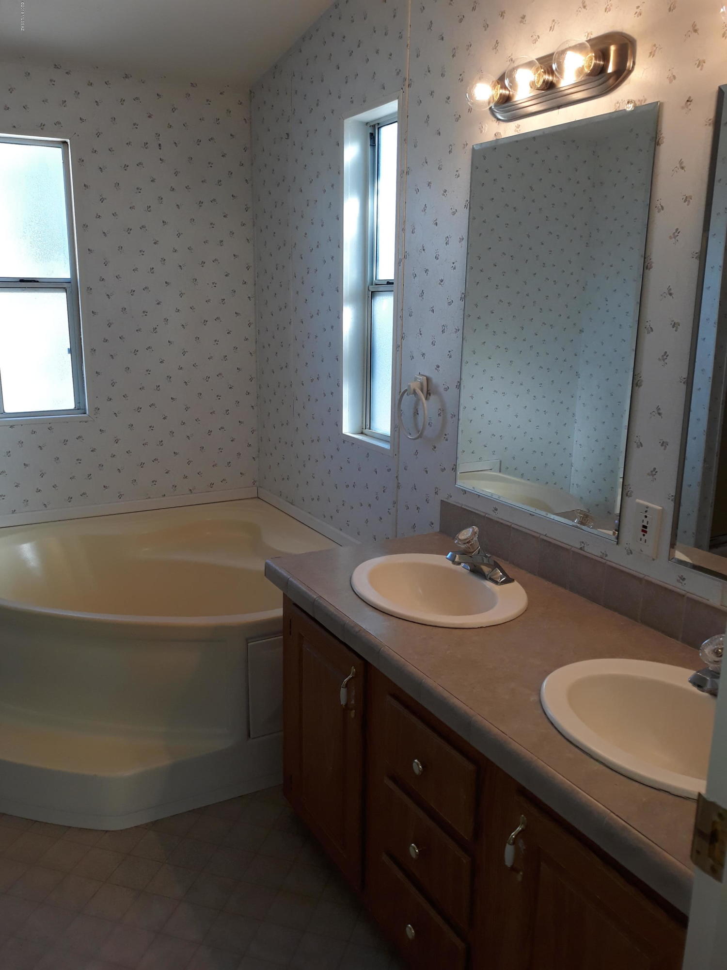 Country Club Terrace (1-108) - Residential
