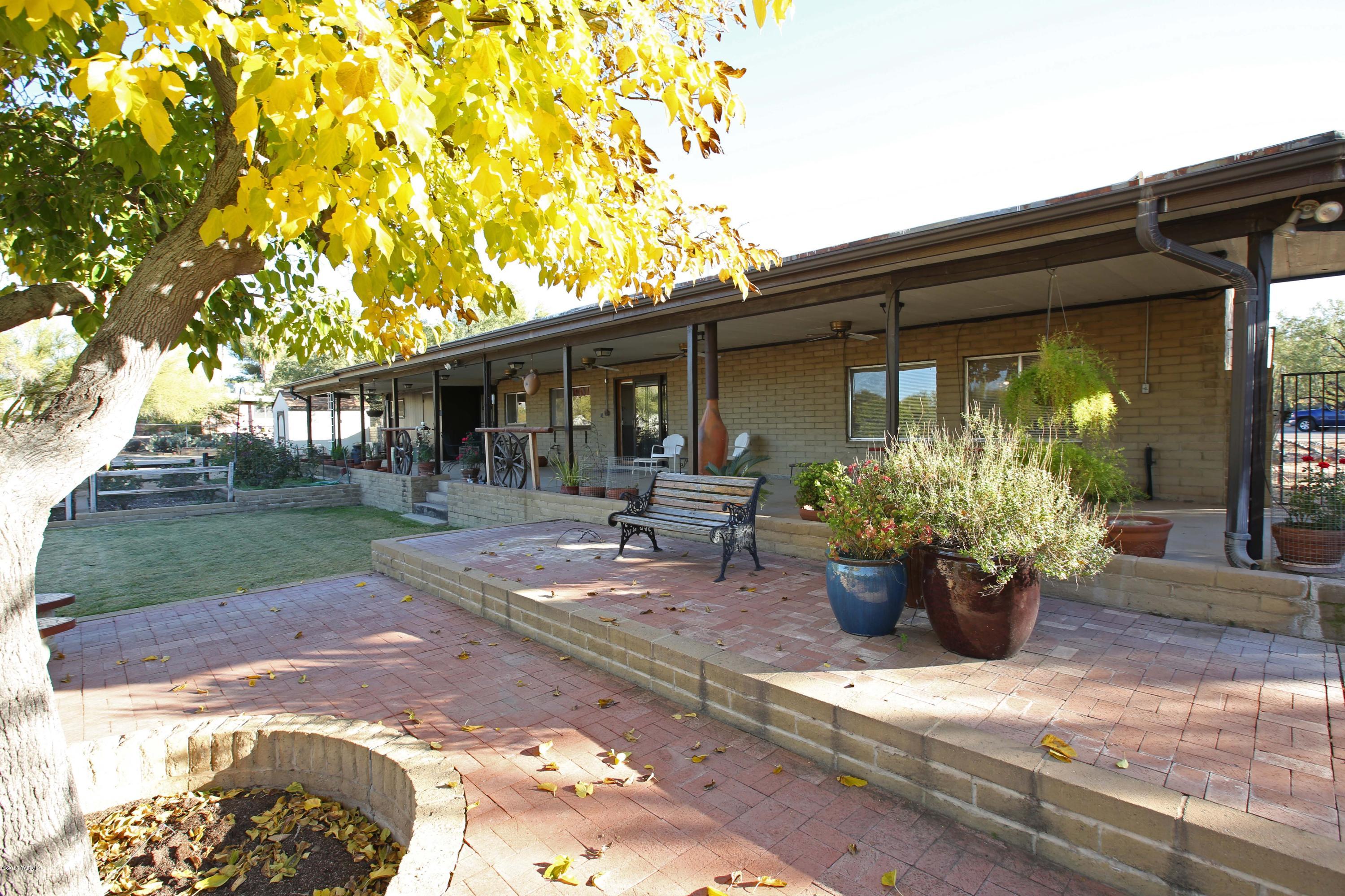 Casas Adobes West (1-220) - Residential