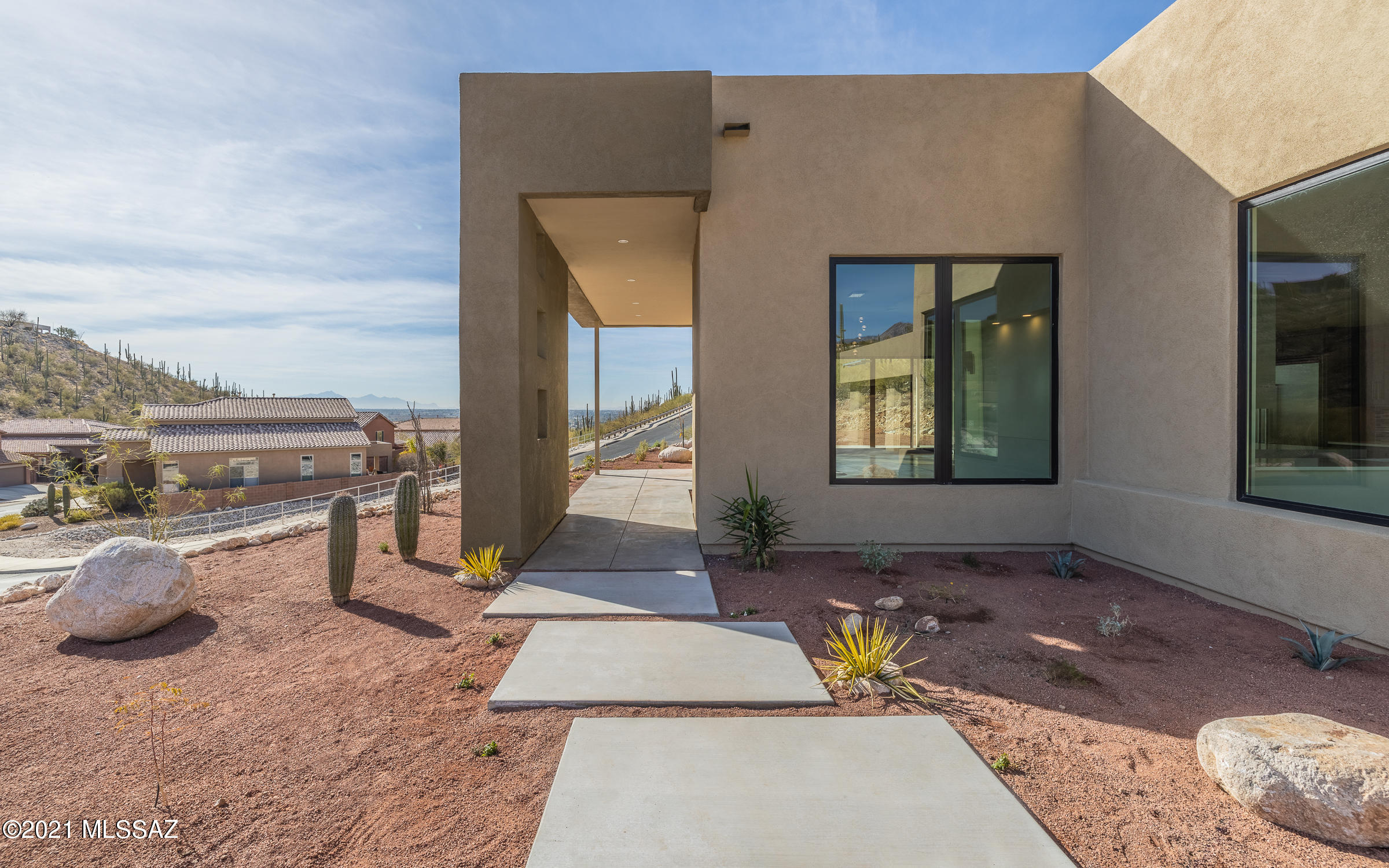 Sabino Mountain (1-290) - Residential