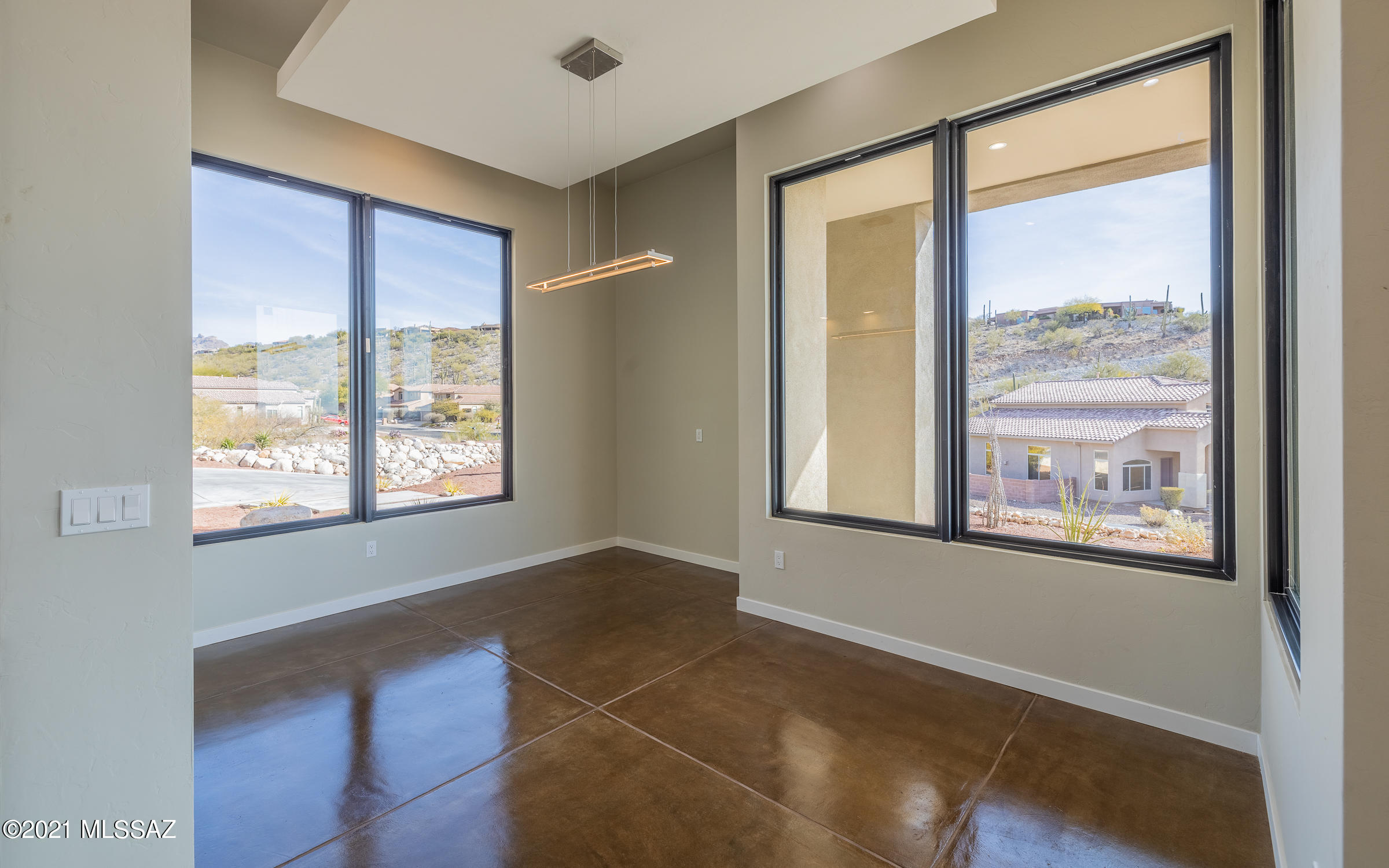 Sabino Mountain (1-290) - Residential