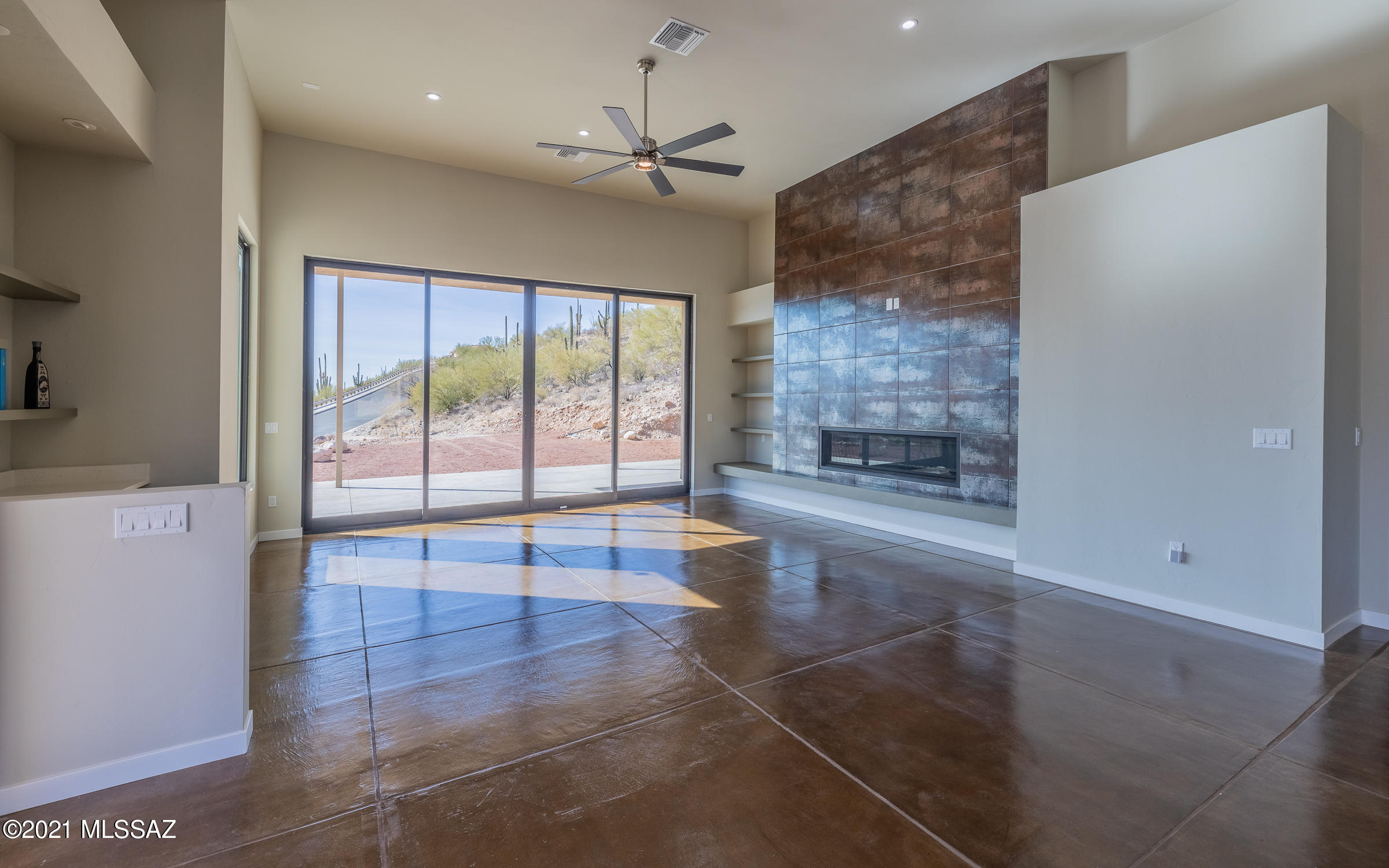 Sabino Mountain (1-290) - Residential