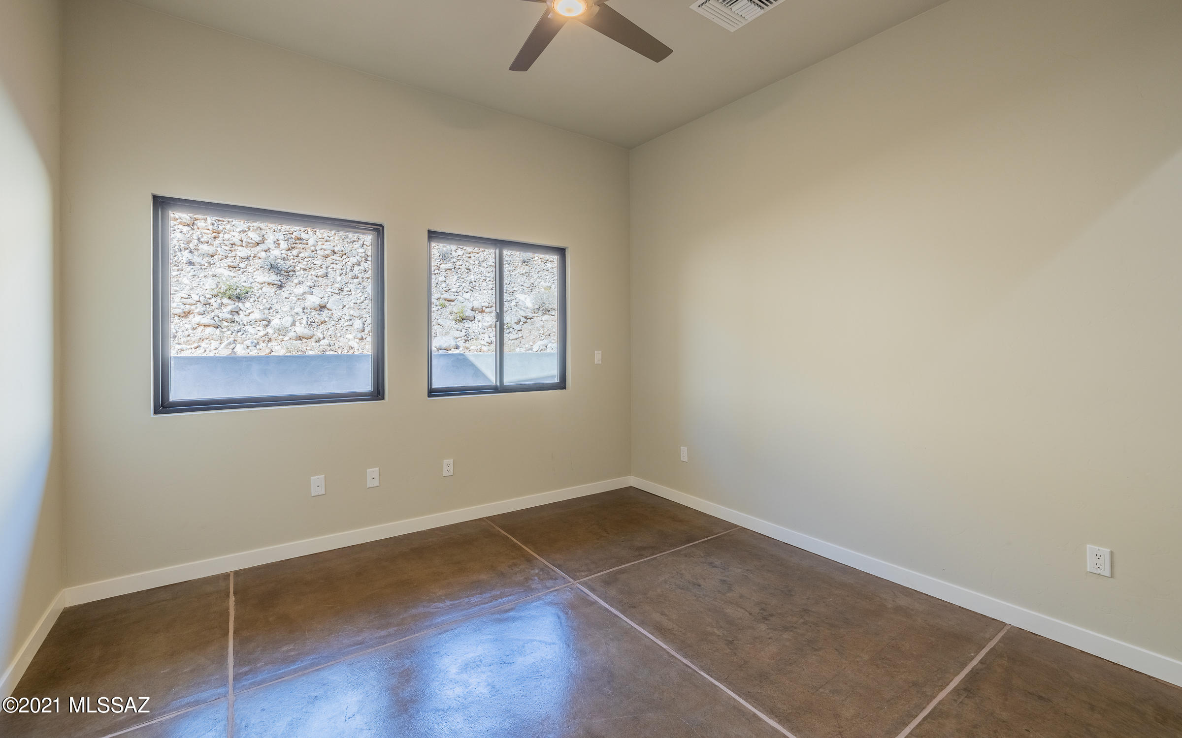 Sabino Mountain (1-290) - Residential