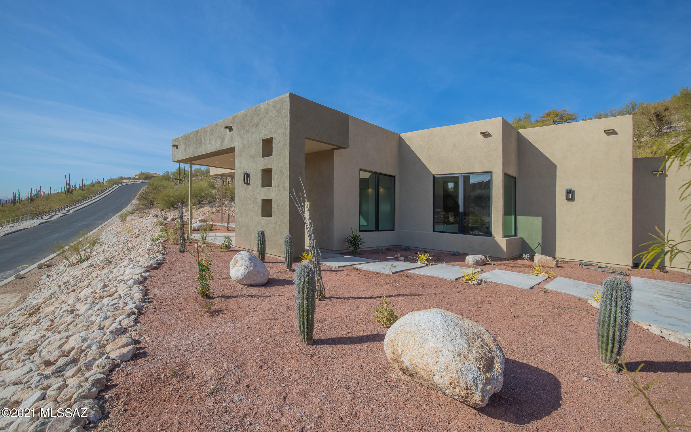Sabino Mountain (1-290) - Residential