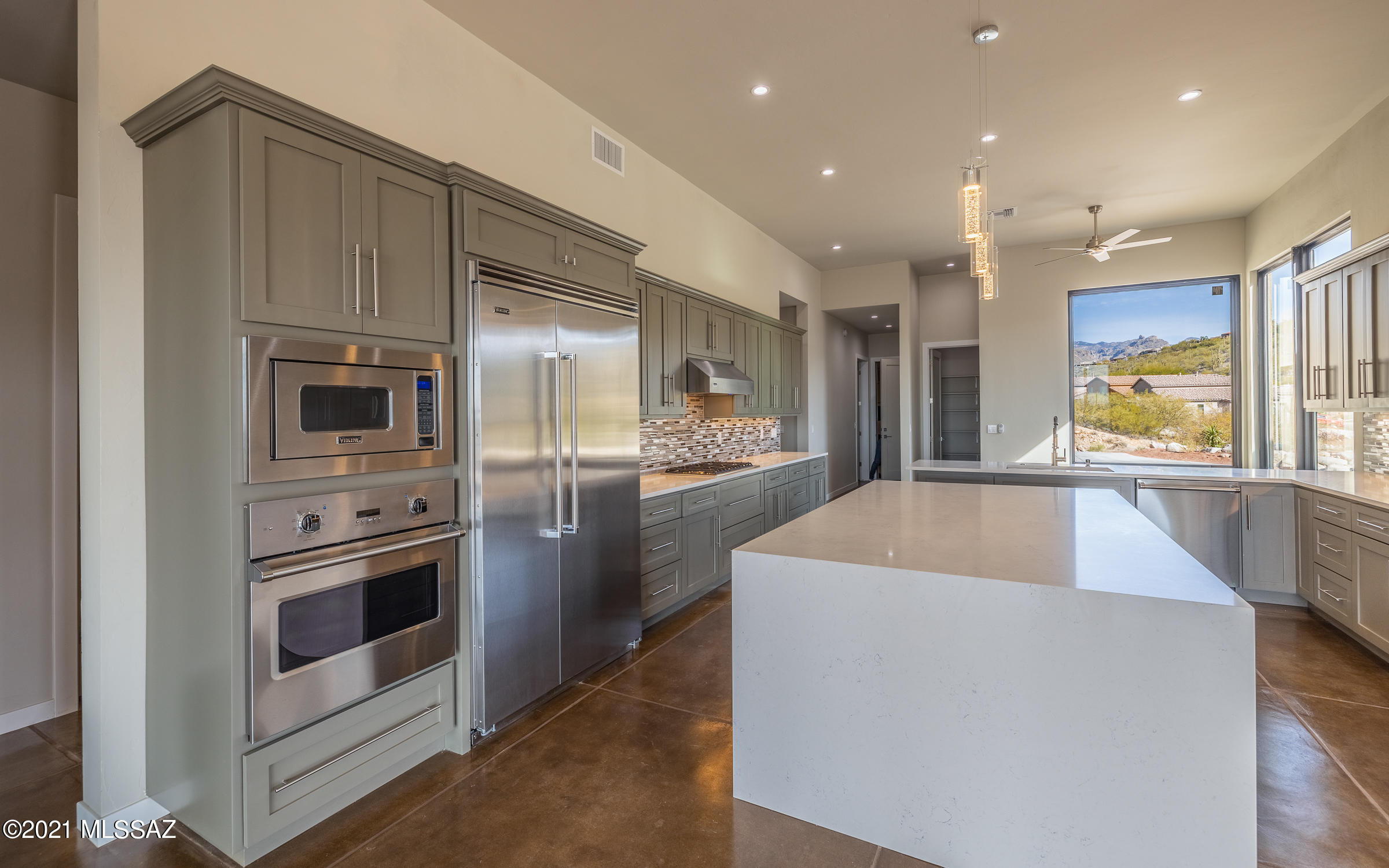 Sabino Mountain (1-290) - Residential