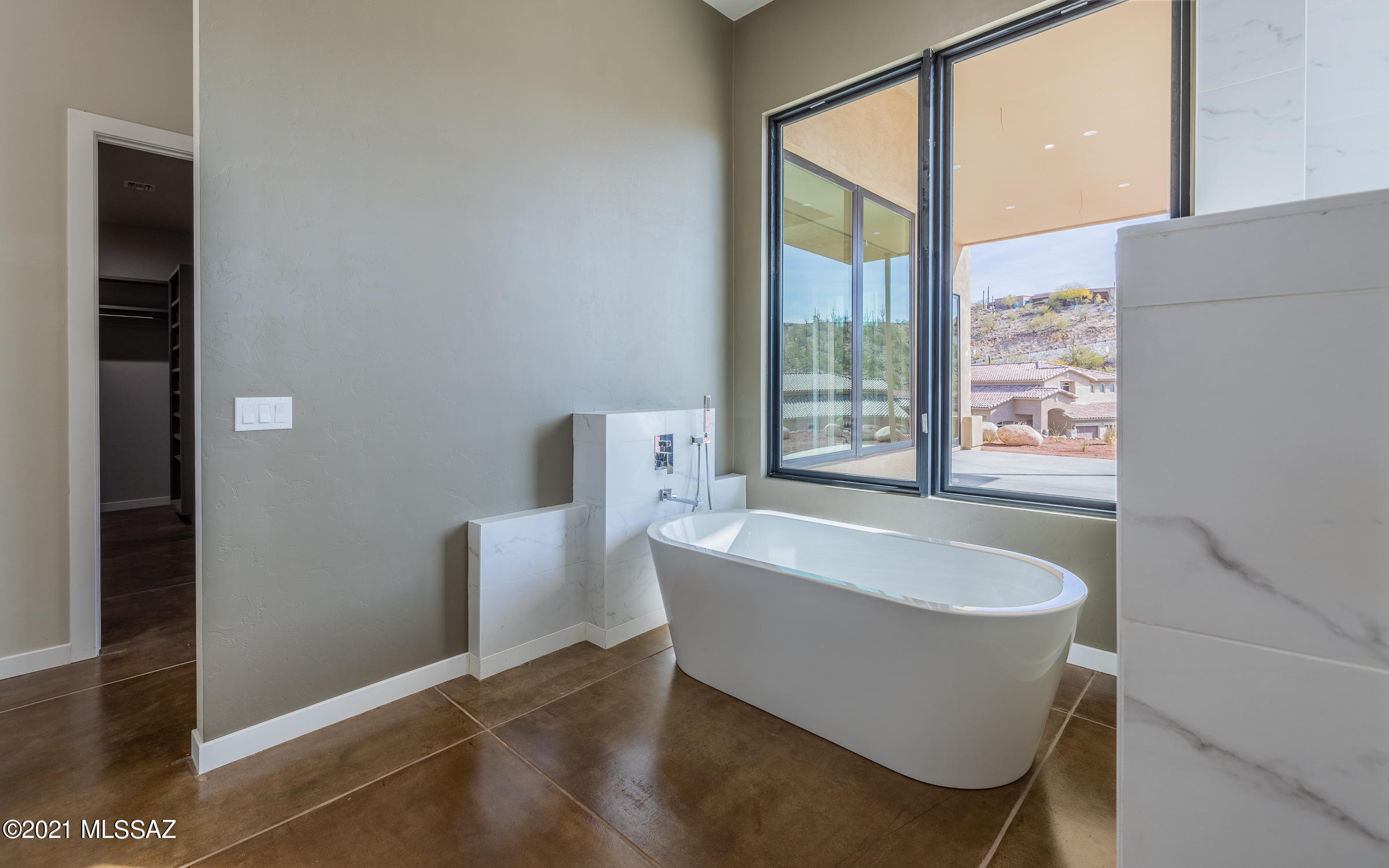 Sabino Mountain (1-290) - Residential