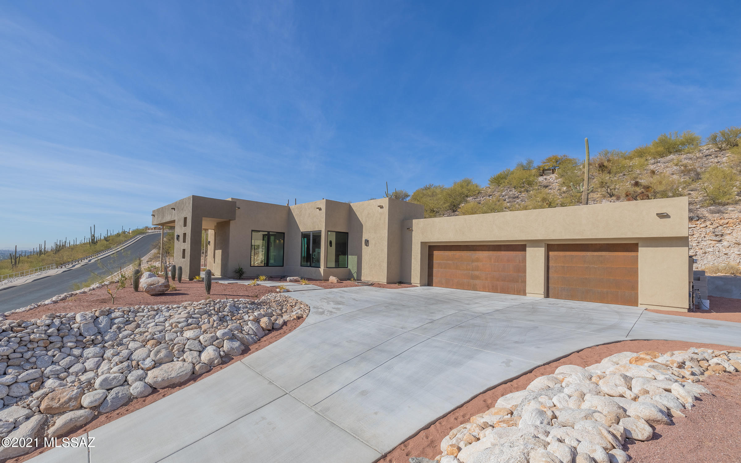 Sabino Mountain (1-290) - Residential