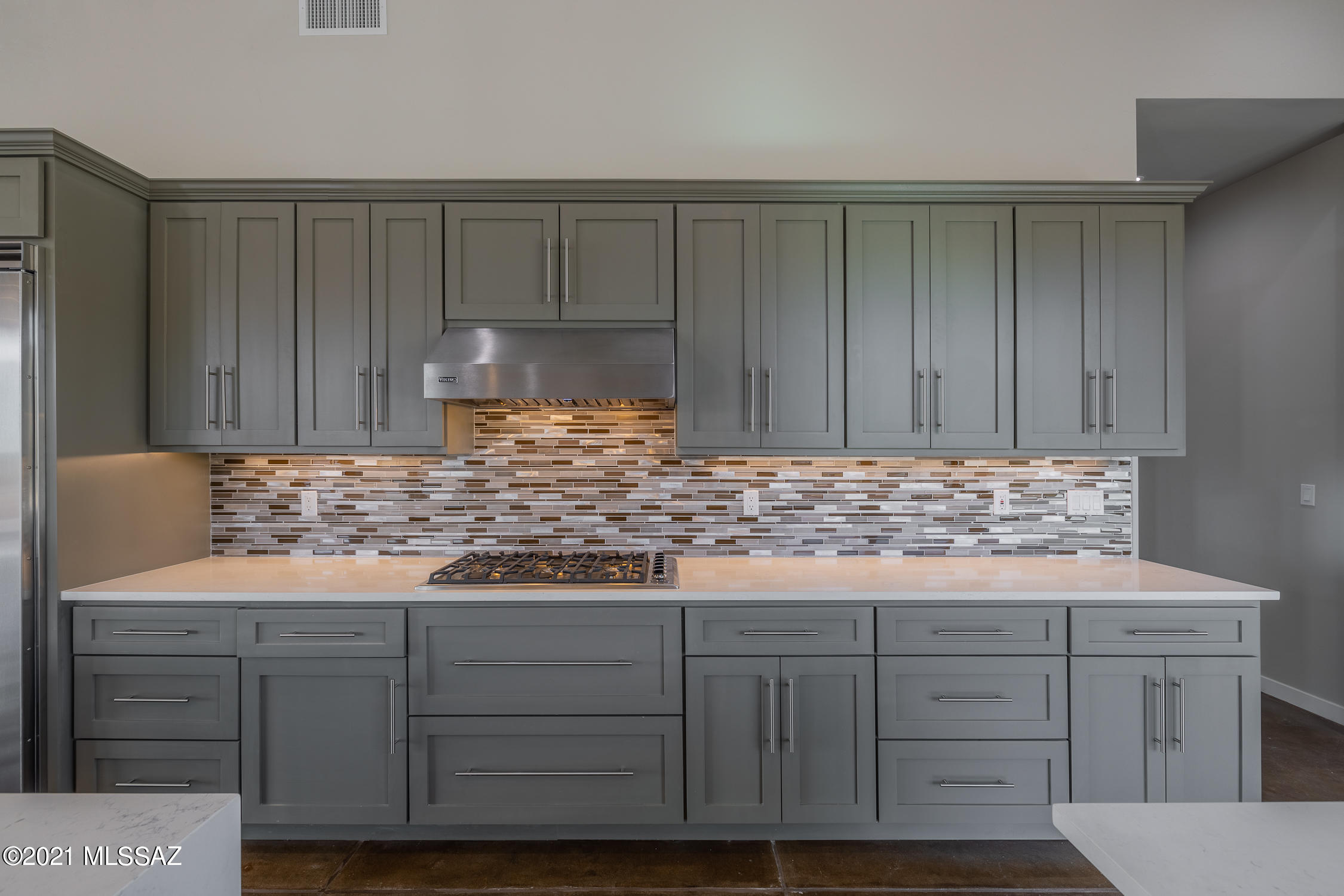 Sabino Mountain (1-290) - Residential