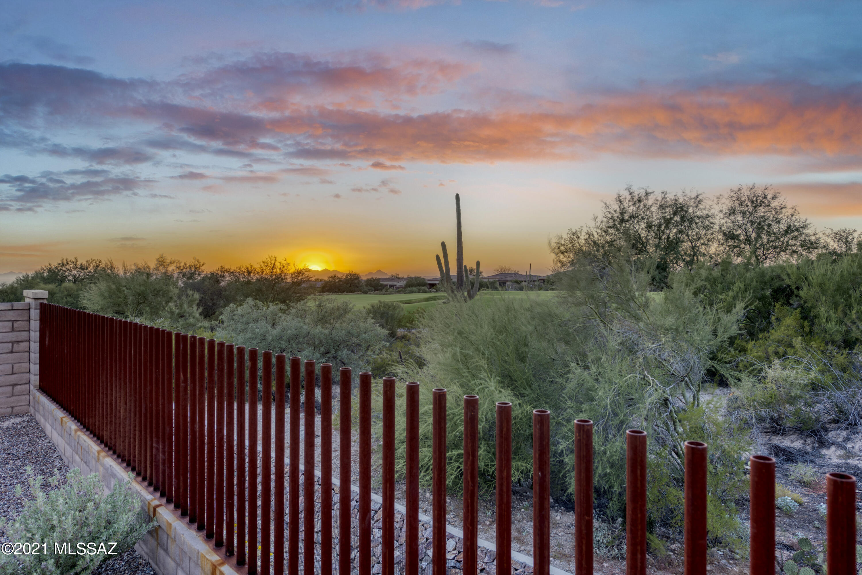 Los Saguaros At Dove Mountain SQ20121640199 - Residential