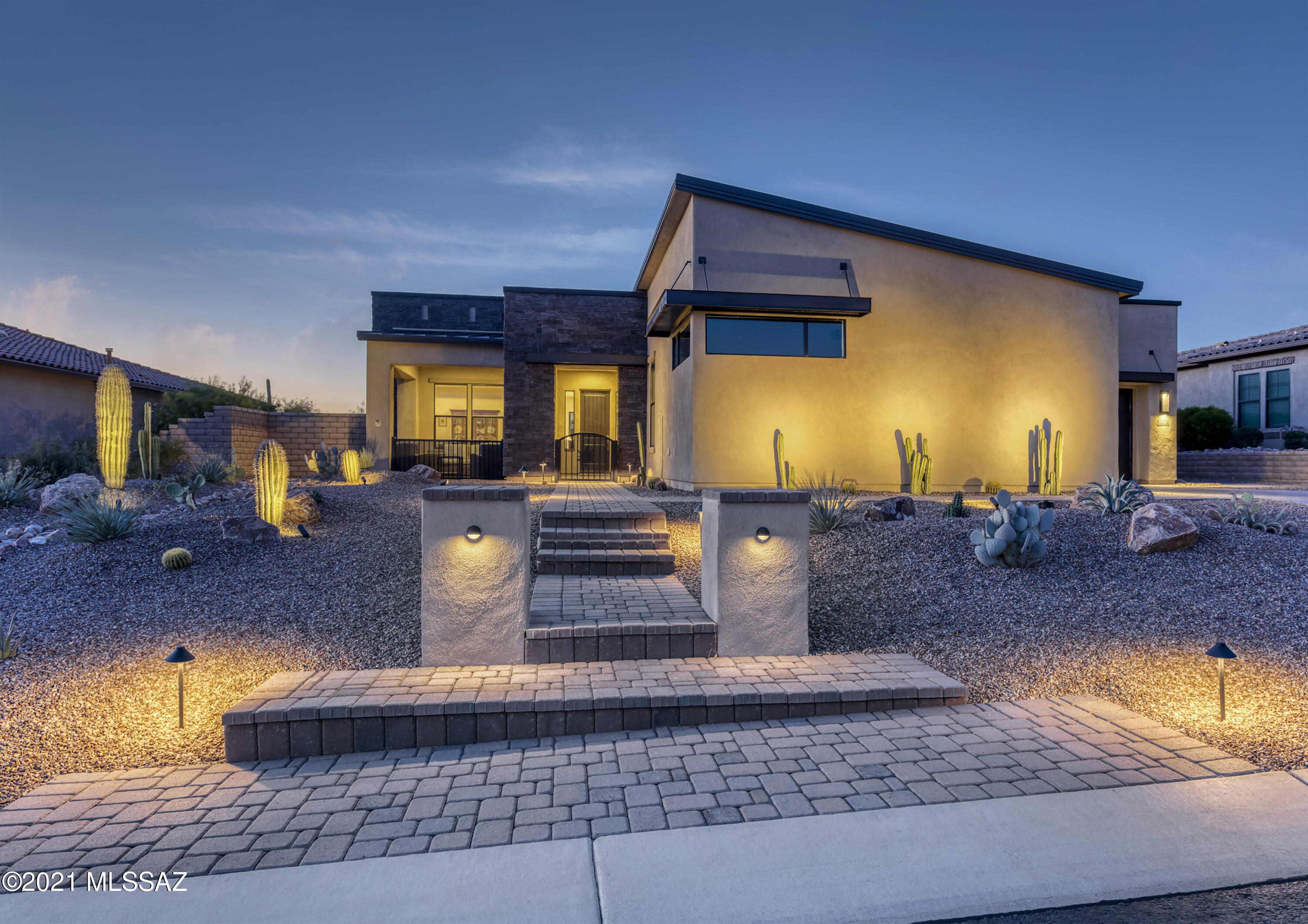 Los Saguaros At Dove Mountain SQ20121640199 - Residential