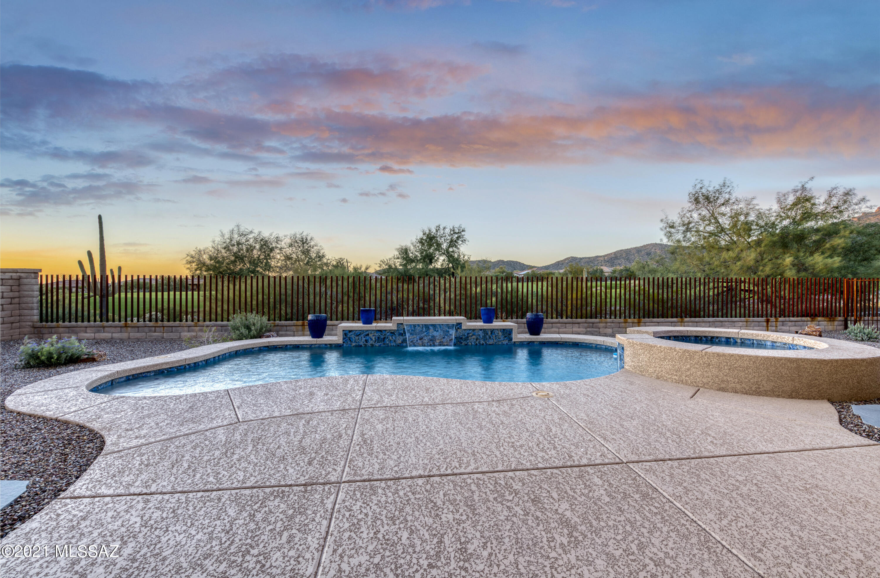 Los Saguaros At Dove Mountain SQ20121640199 - Residential