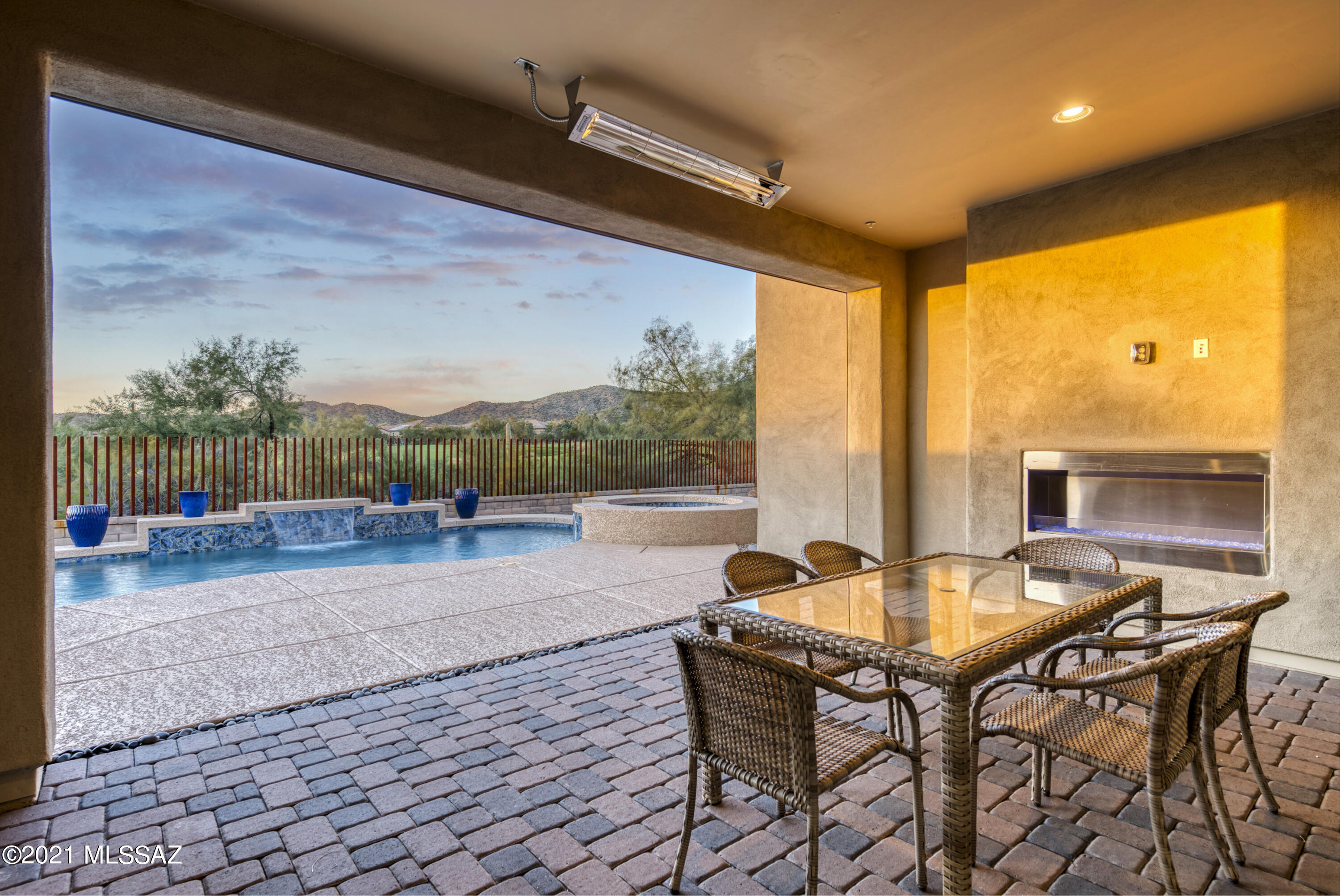 Los Saguaros At Dove Mountain SQ20121640199 - Residential