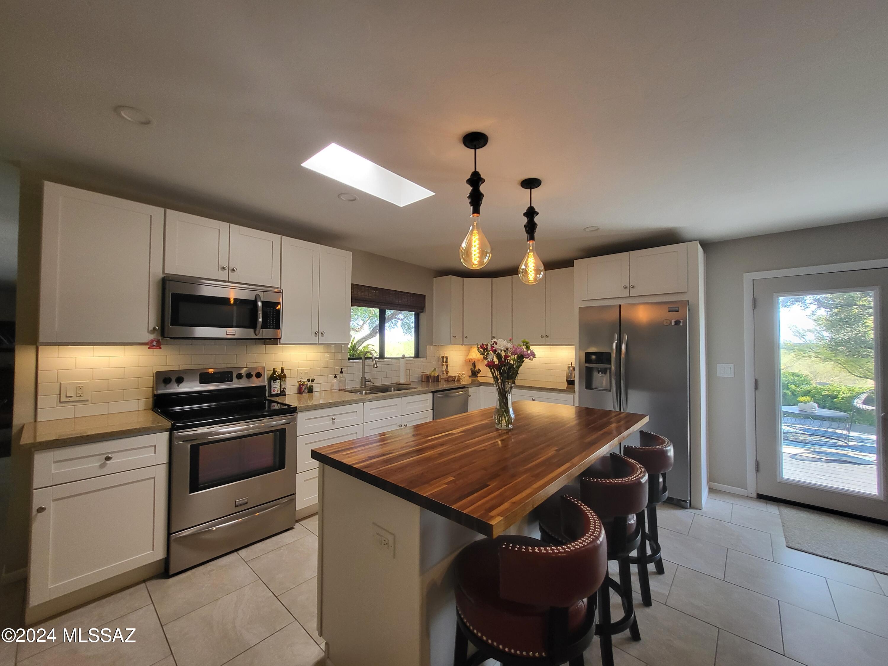 Tanuri Hills (1-102) - Residential