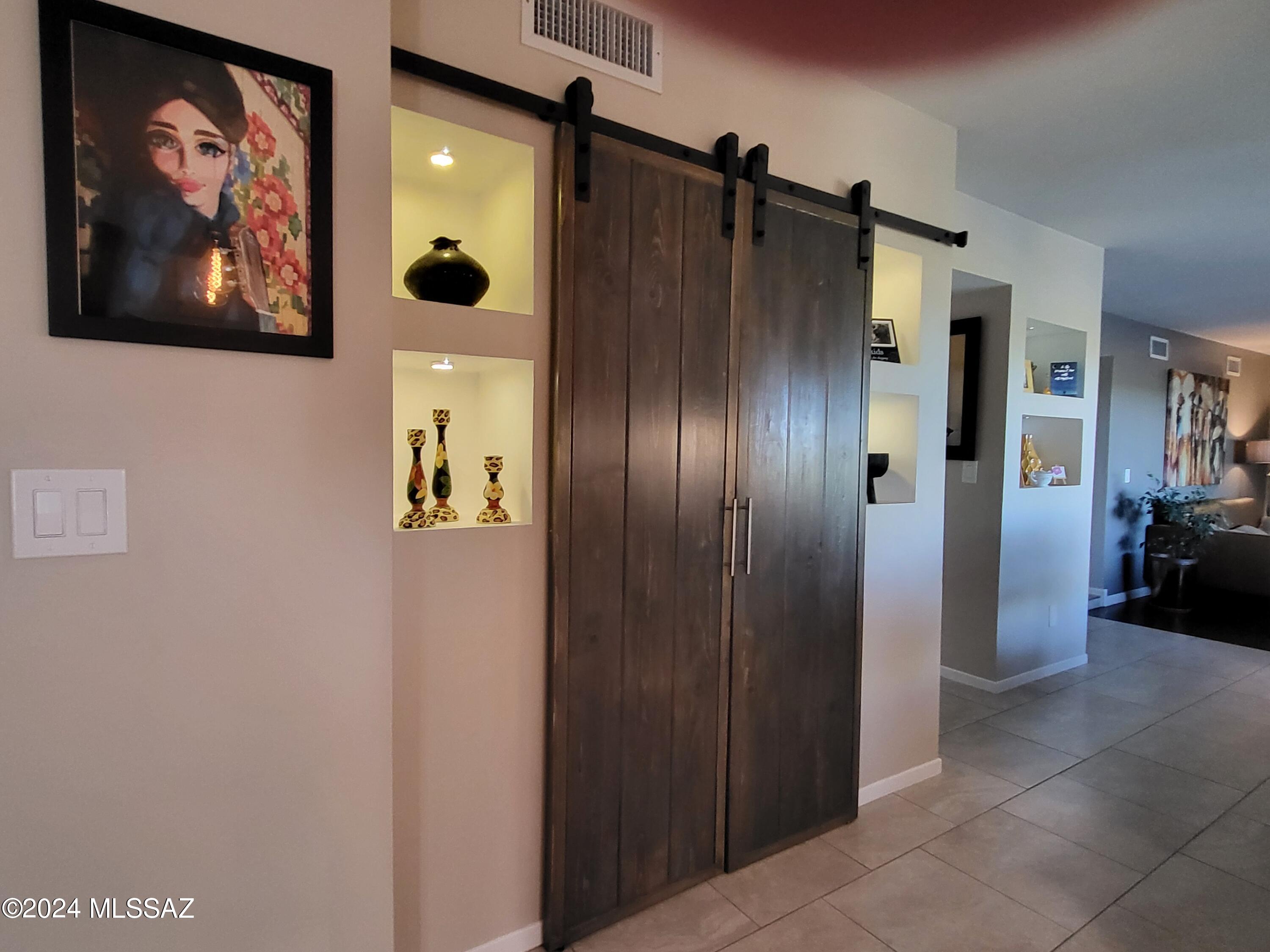 Tanuri Hills (1-102) - Residential