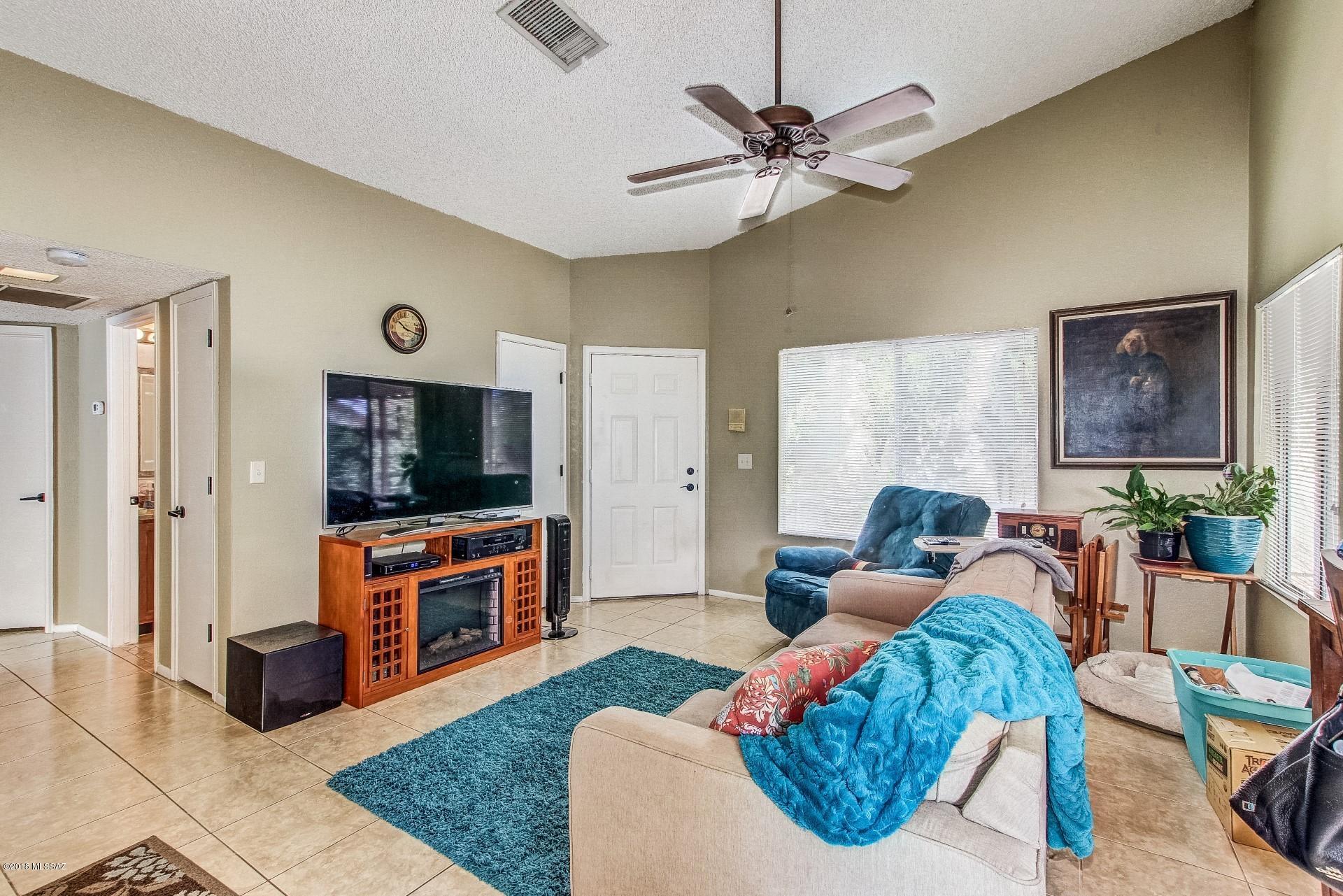 Saddlewood Villas (1-102) - Residential