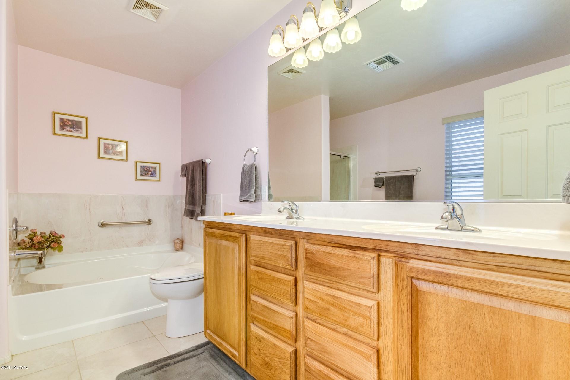 Rancho Del Lago (1031-1133) - Residential