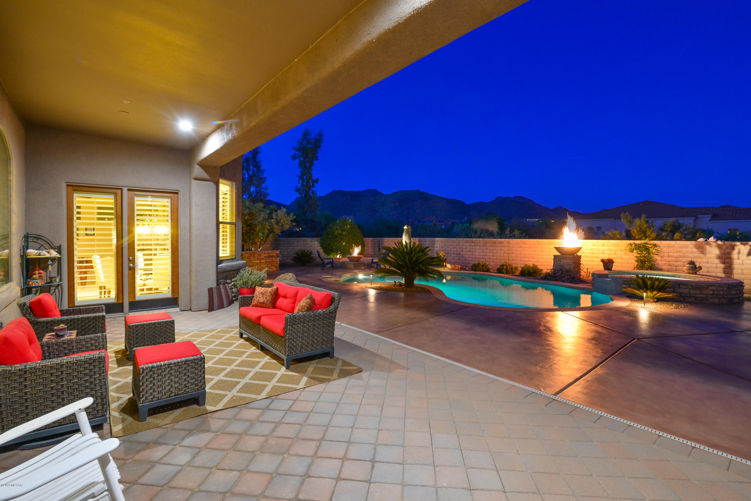 Dos Lagos at Dove Mountain (1-91) - Residential