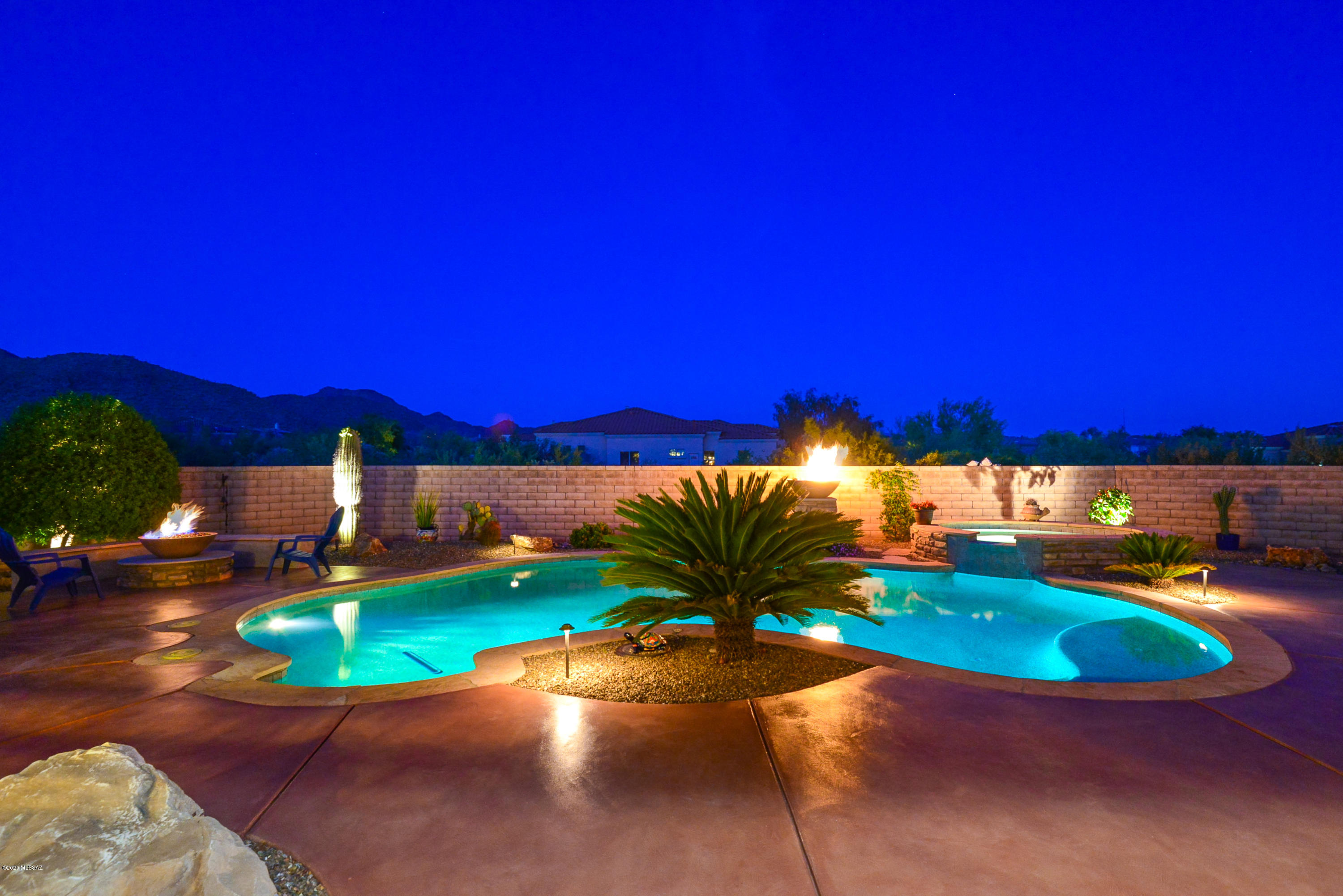 Dos Lagos at Dove Mountain (1-91) - Residential
