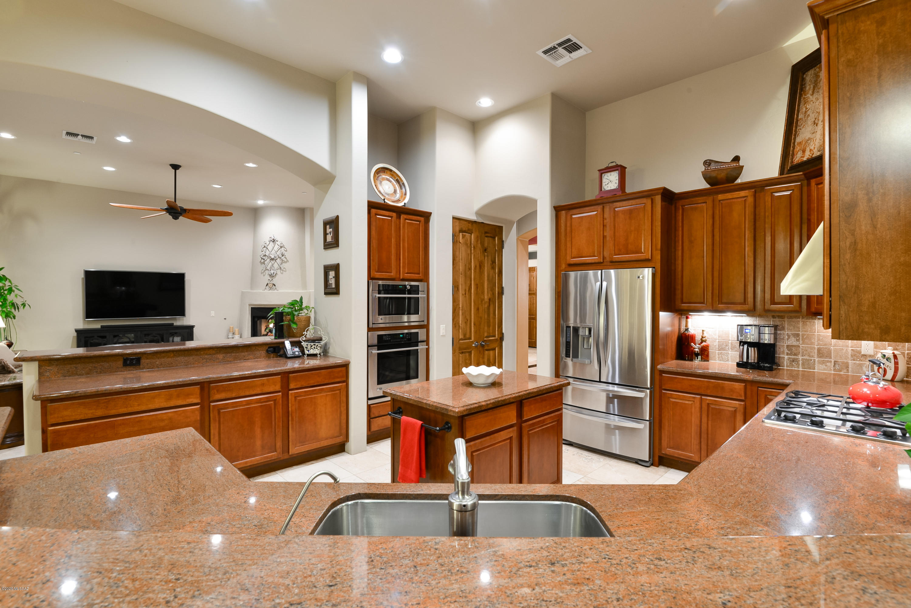 Dos Lagos at Dove Mountain (1-91) - Residential