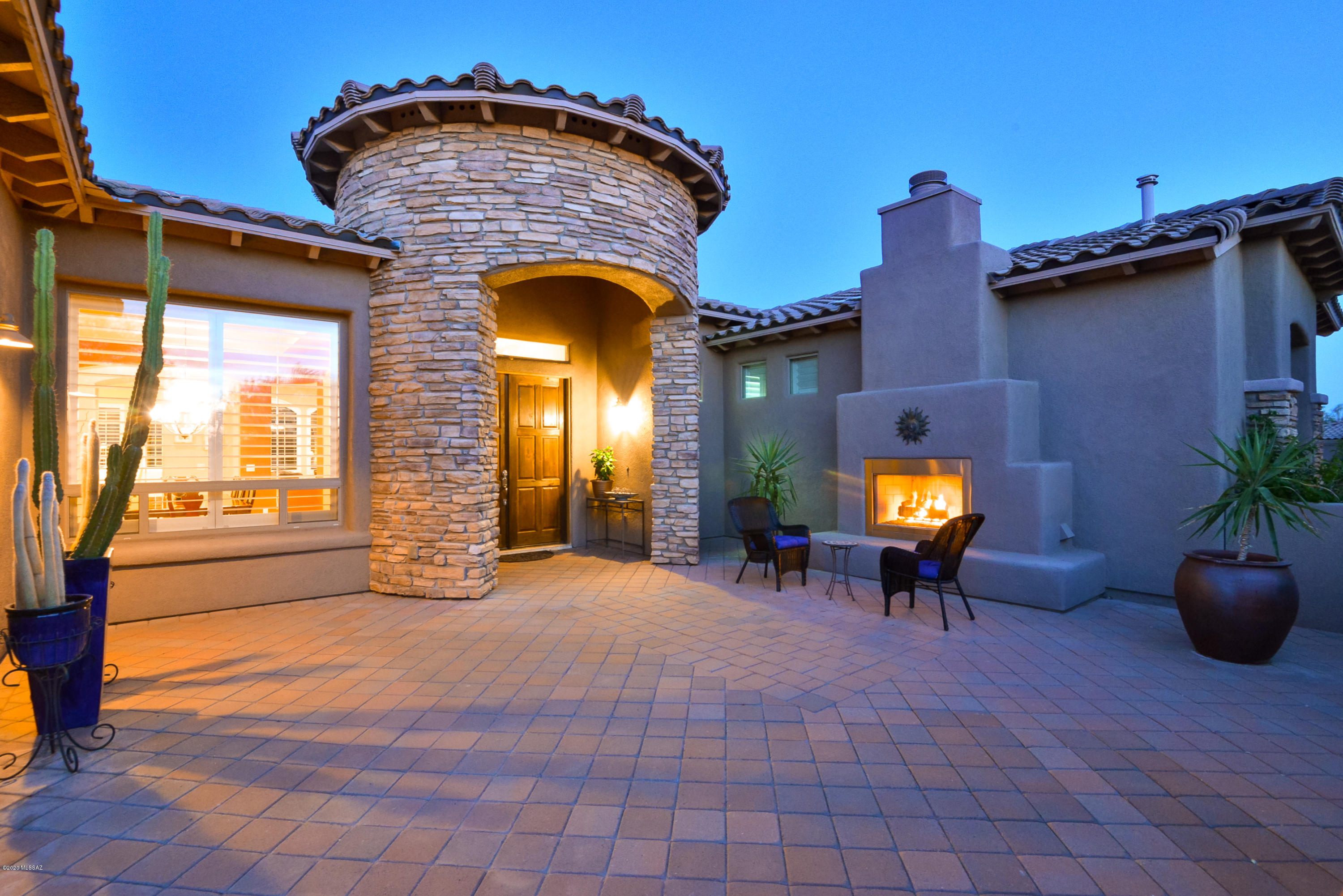 Dos Lagos at Dove Mountain (1-91) - Residential