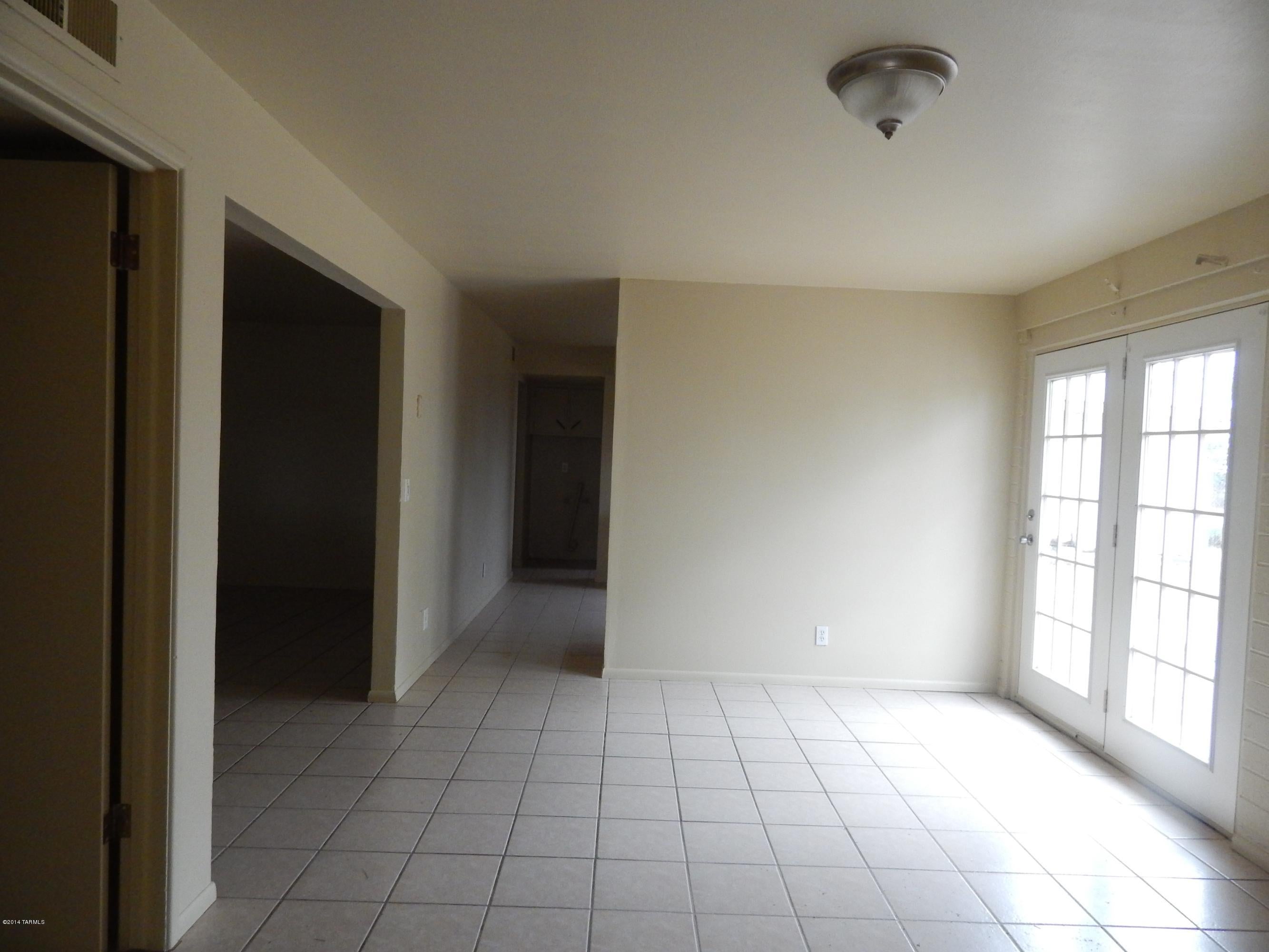 Oracle Village Estates - Residential Lease