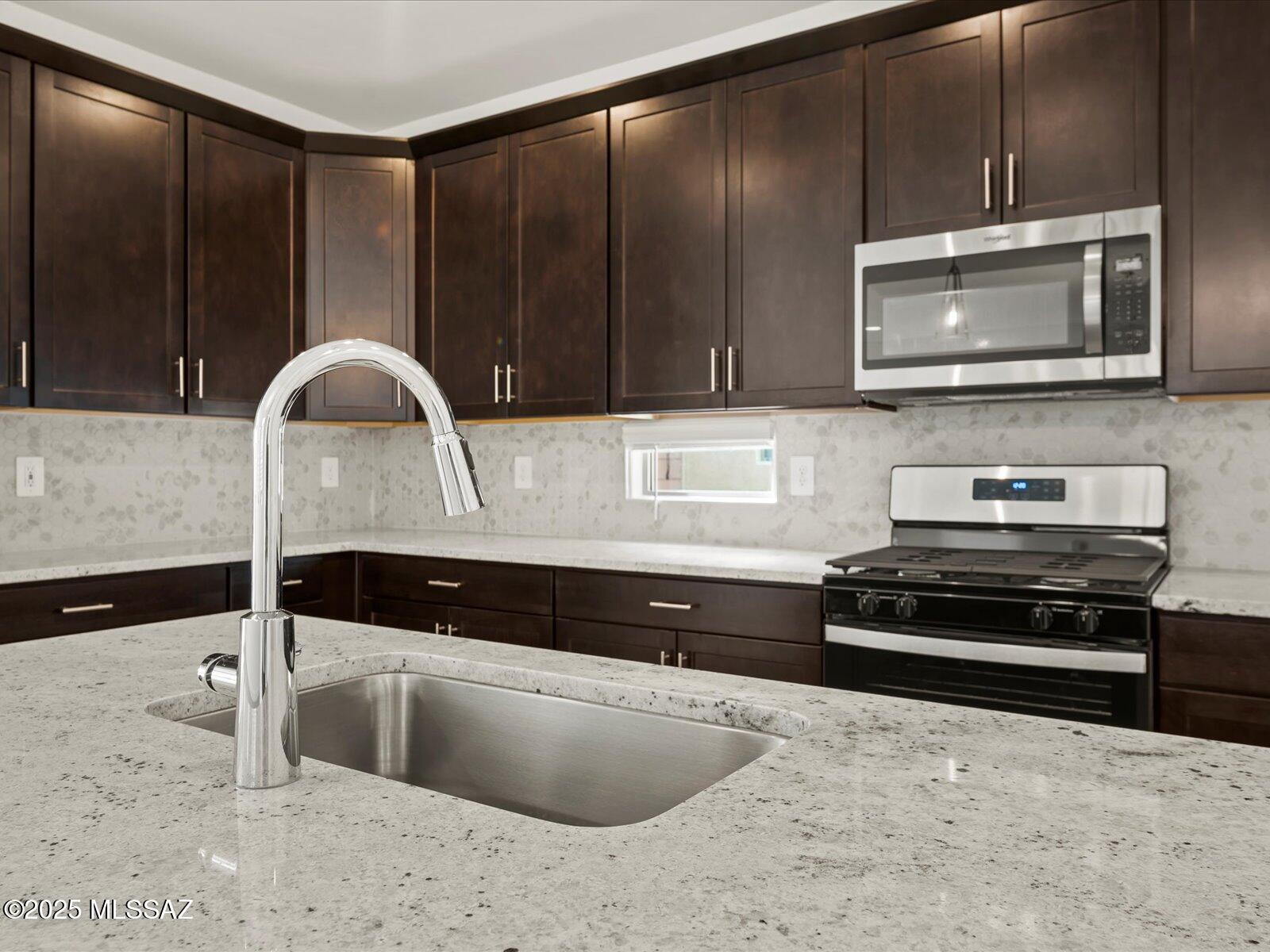 Hanson Ridge - Residential