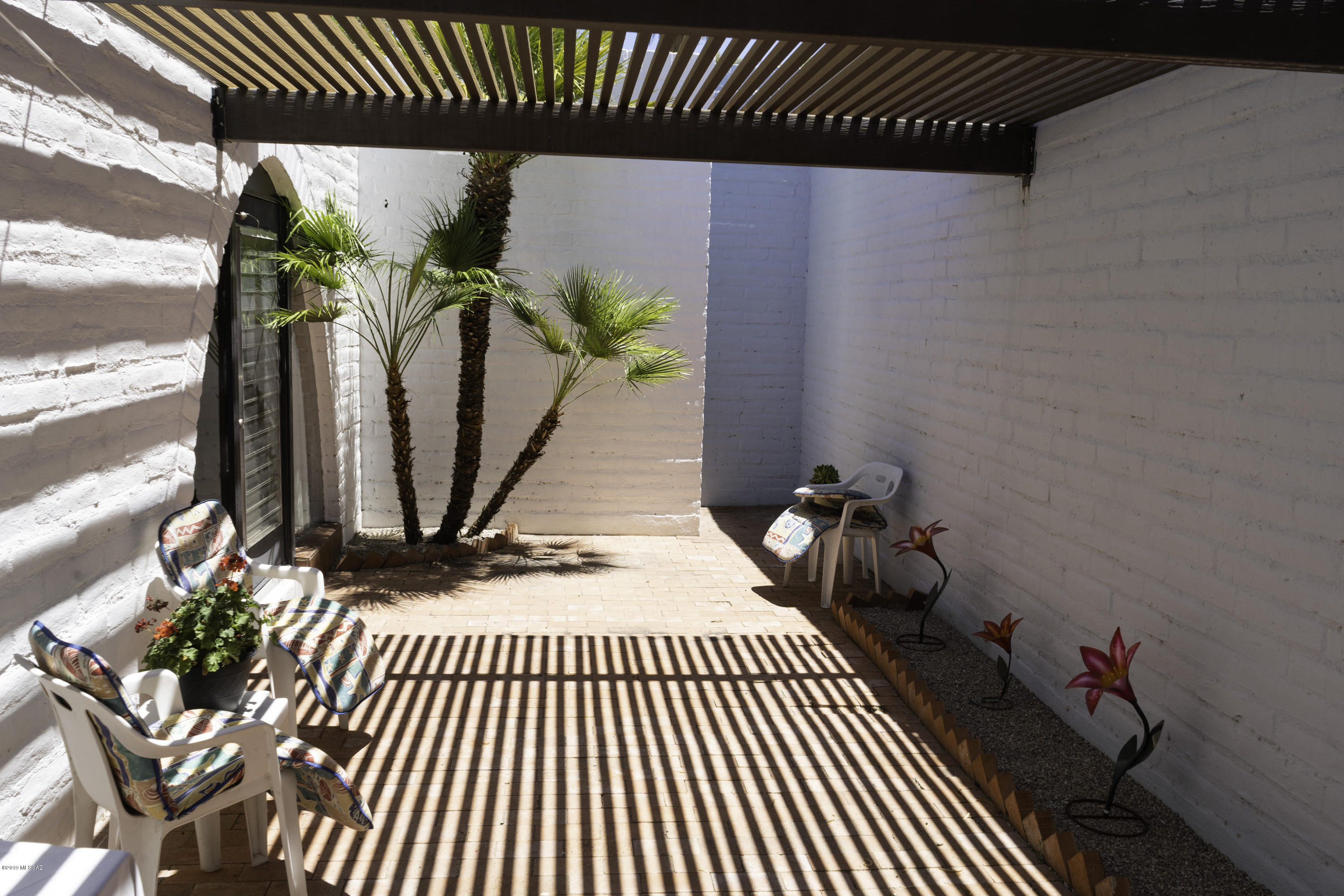 Las Lomitas (1) - Residential
