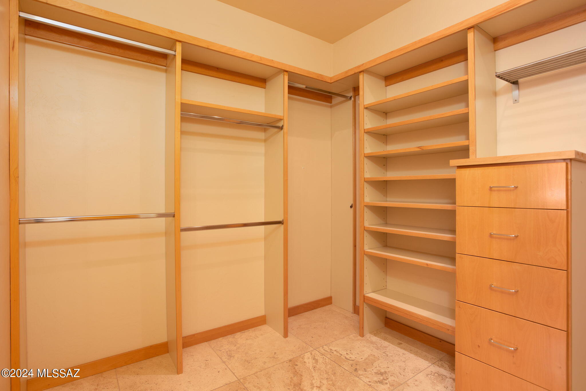 Colonia Del Sol (1-20) - Residential Lease