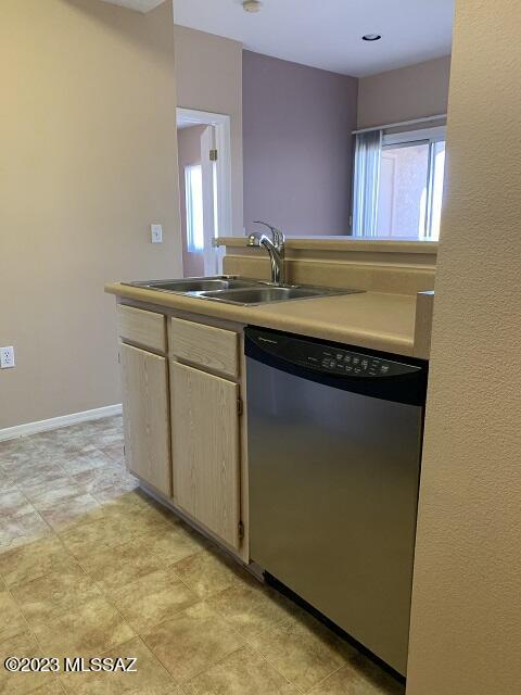 Sonterra at Williams Centre Condominium - Residential Lease